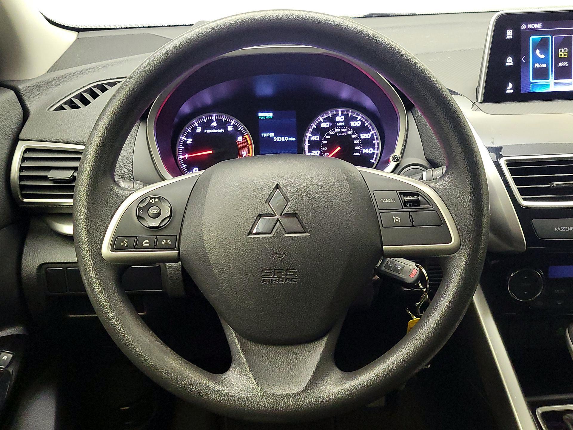 Thumbnail: 2019 Mitsubishi Eclipse Cross - 10