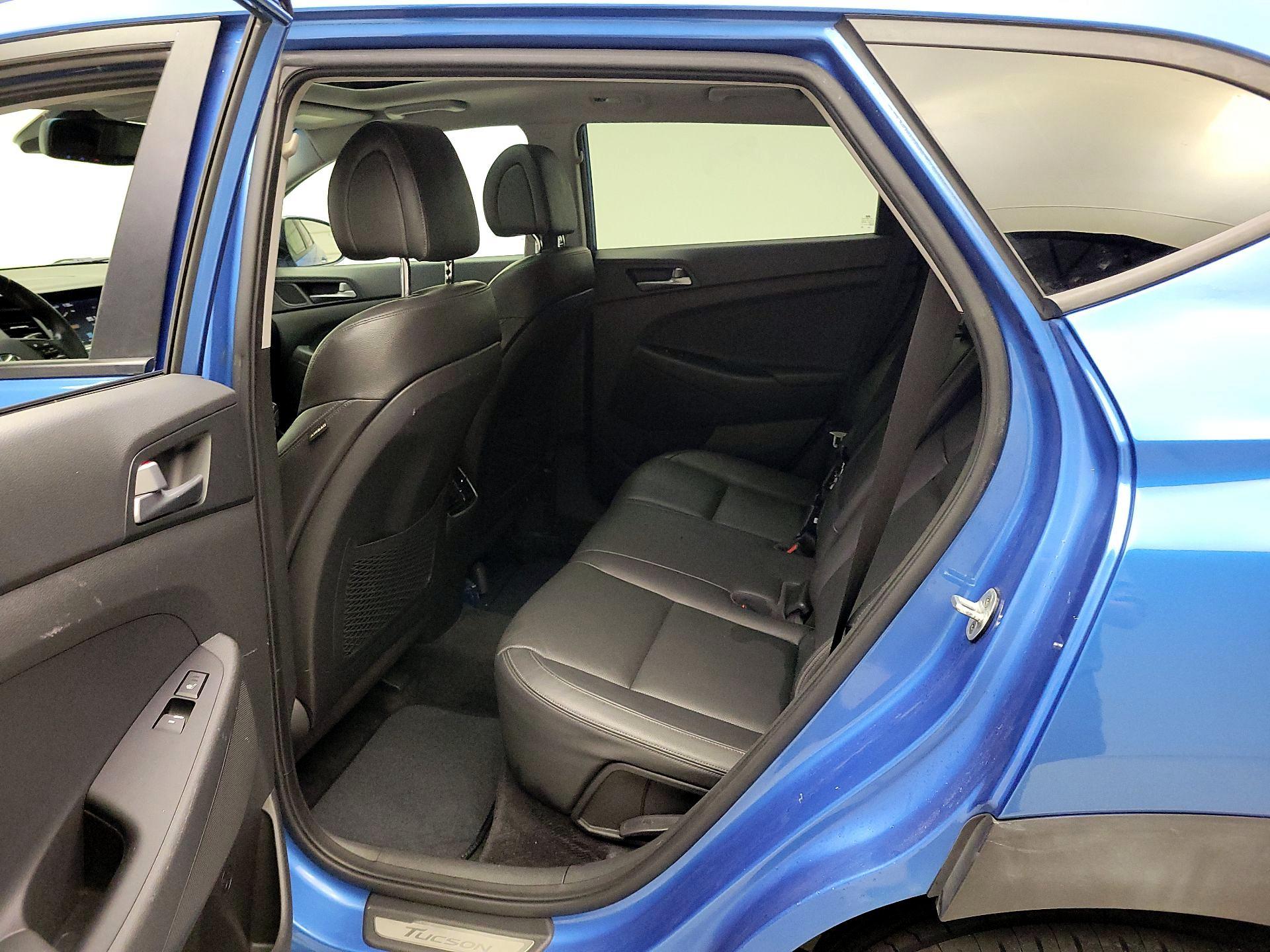 Thumbnail: 2016 Hyundai Tucson - 20