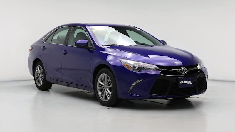 2016 Toyota Camry SE Hero Image