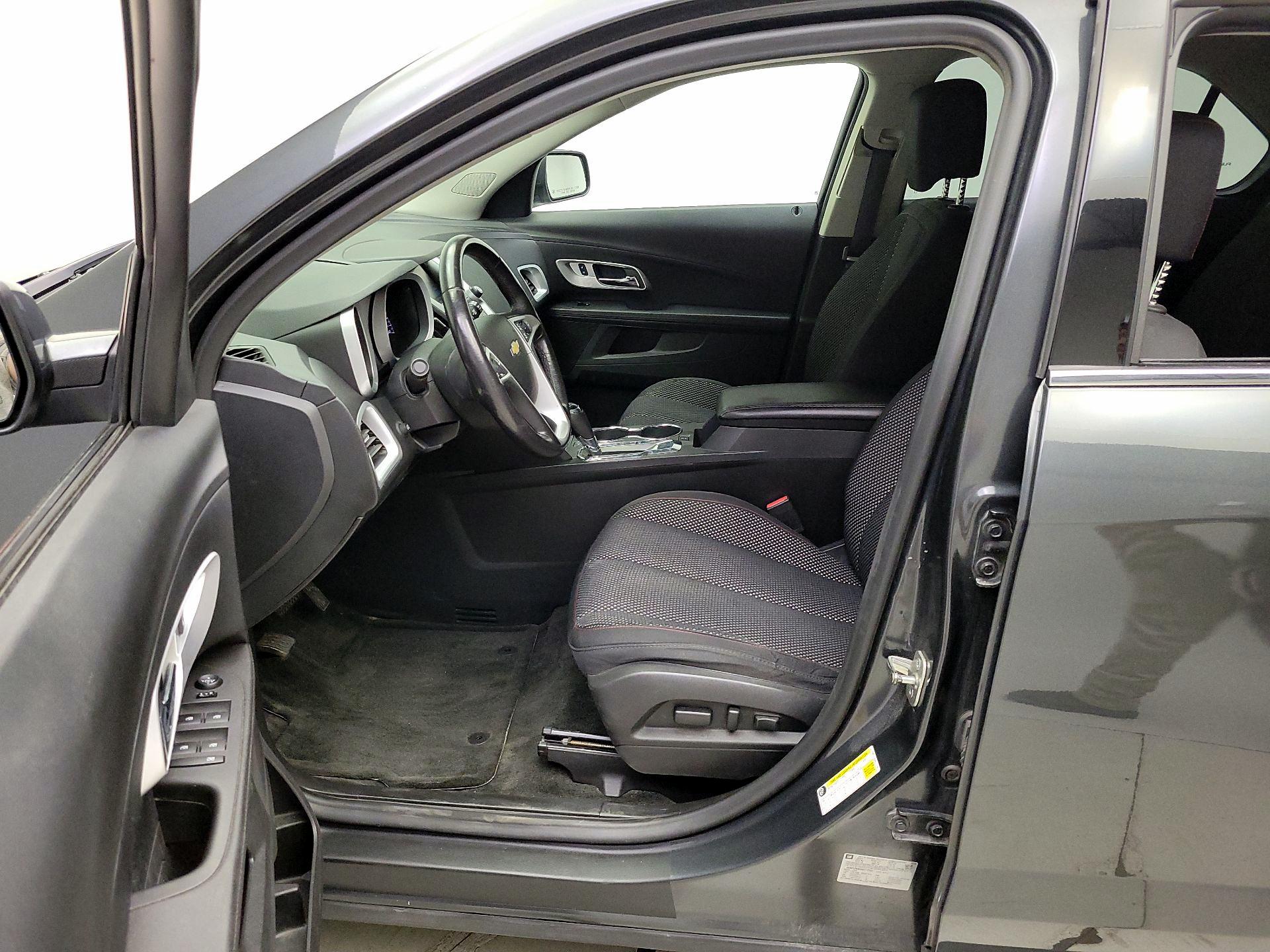 Thumbnail: 2017 Chevrolet Equinox - 11