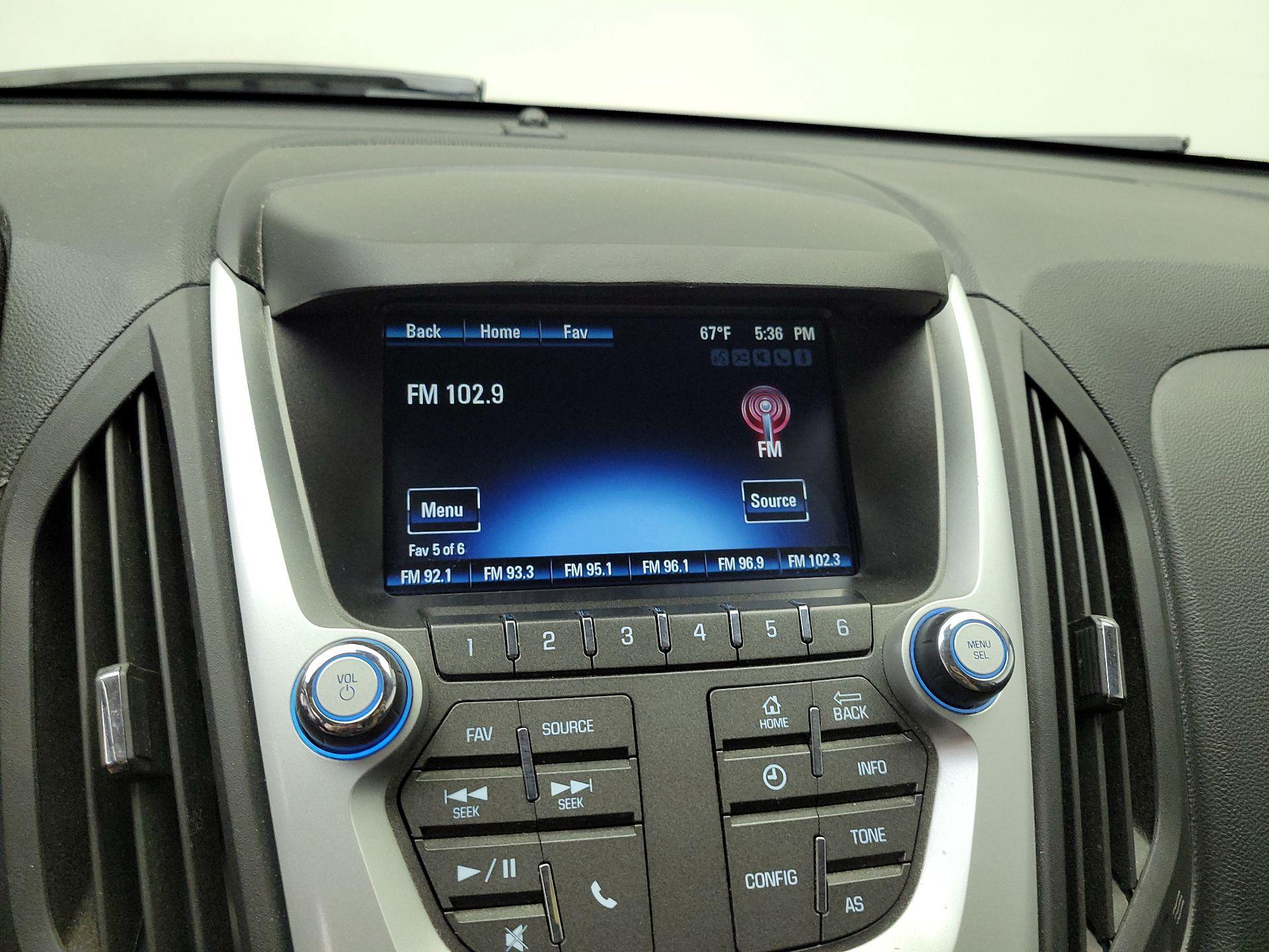 Thumbnail: 2017 Chevrolet Equinox - 14