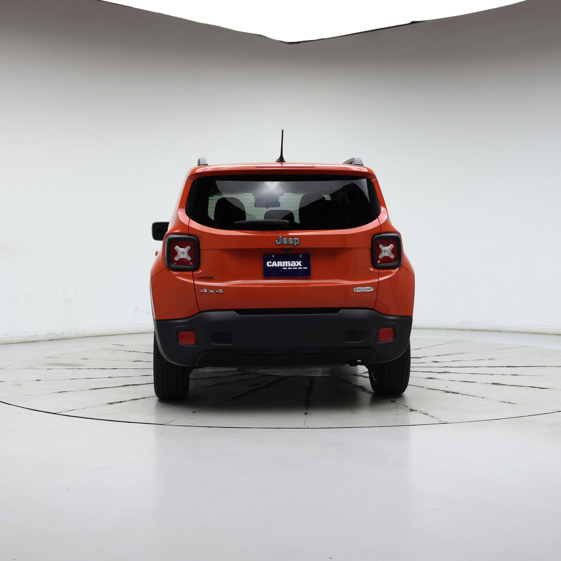 Thumbnail: 2016 Jeep Renegade - 6