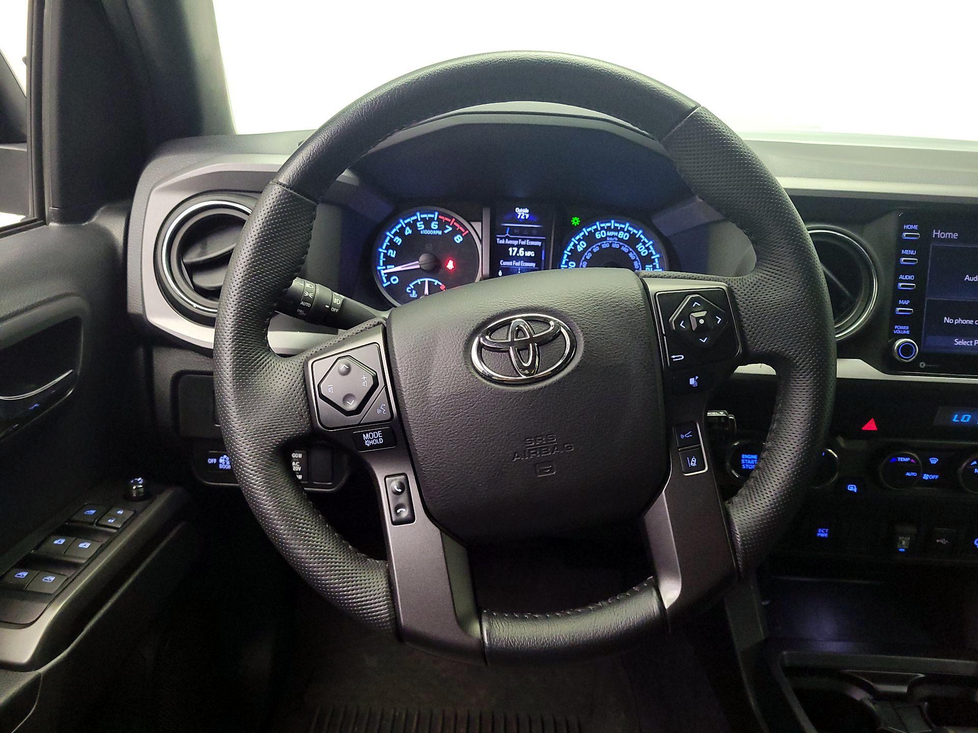 Thumbnail: 2022 Toyota Tacoma - 10