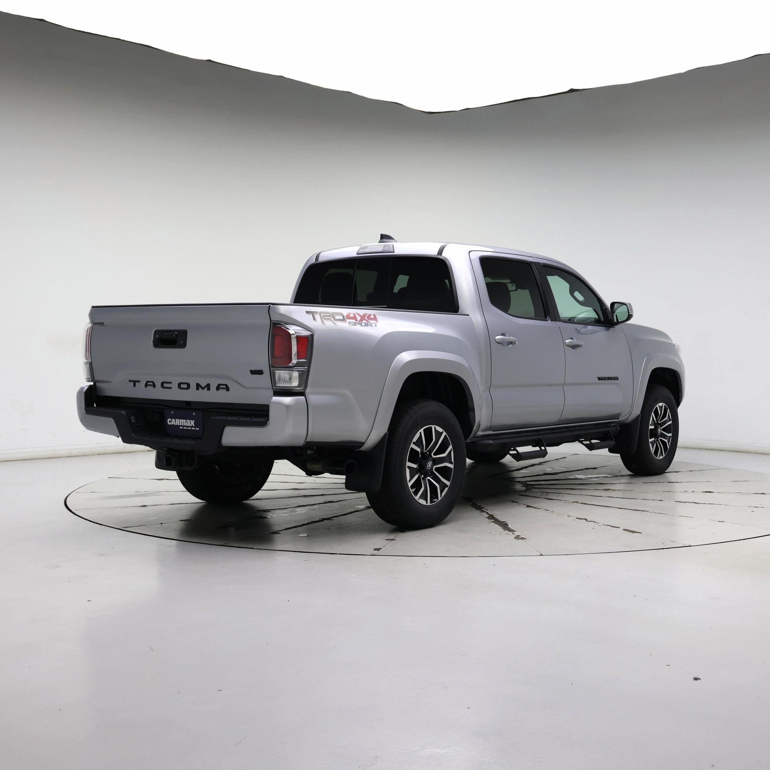 Thumbnail: 2022 Toyota Tacoma - 8