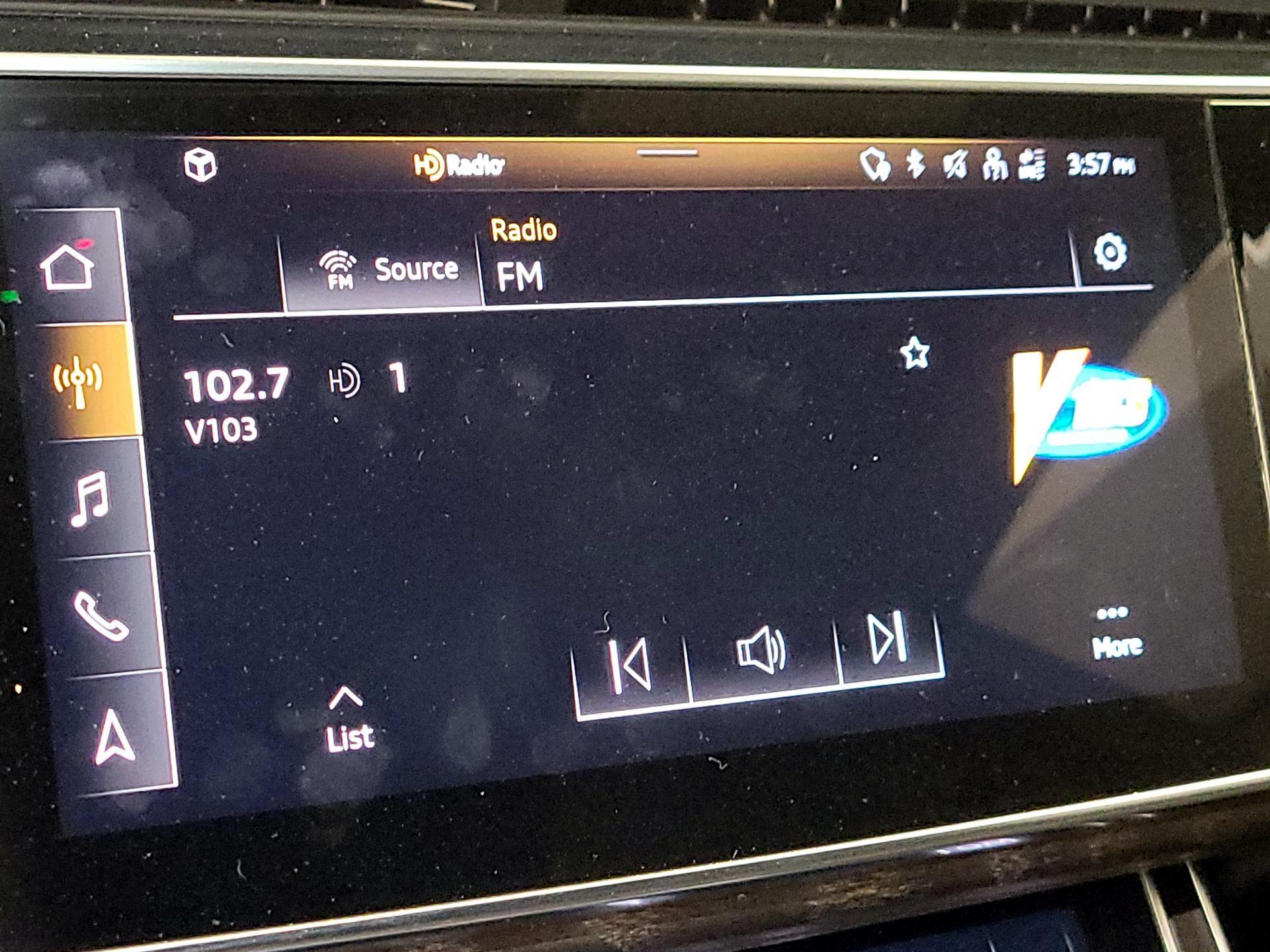 Thumbnail: 2021 Audi Q8 - 15