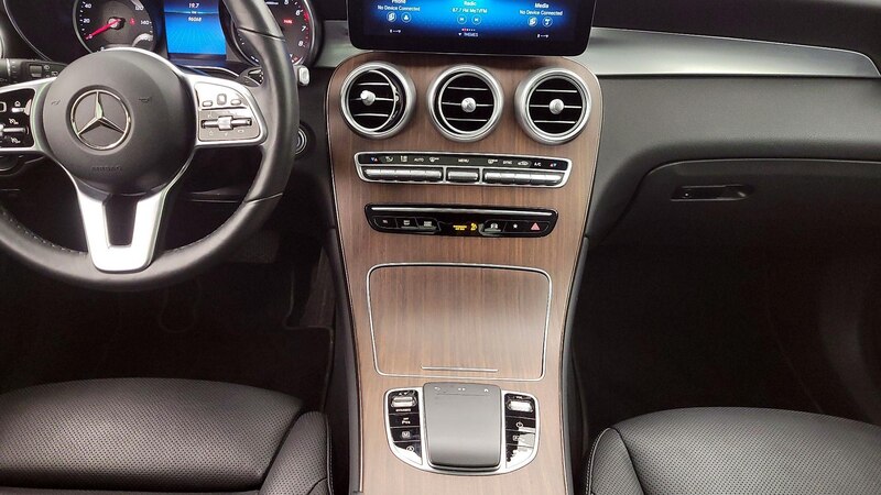 2021 Mercedes-Benz GLC 300 17