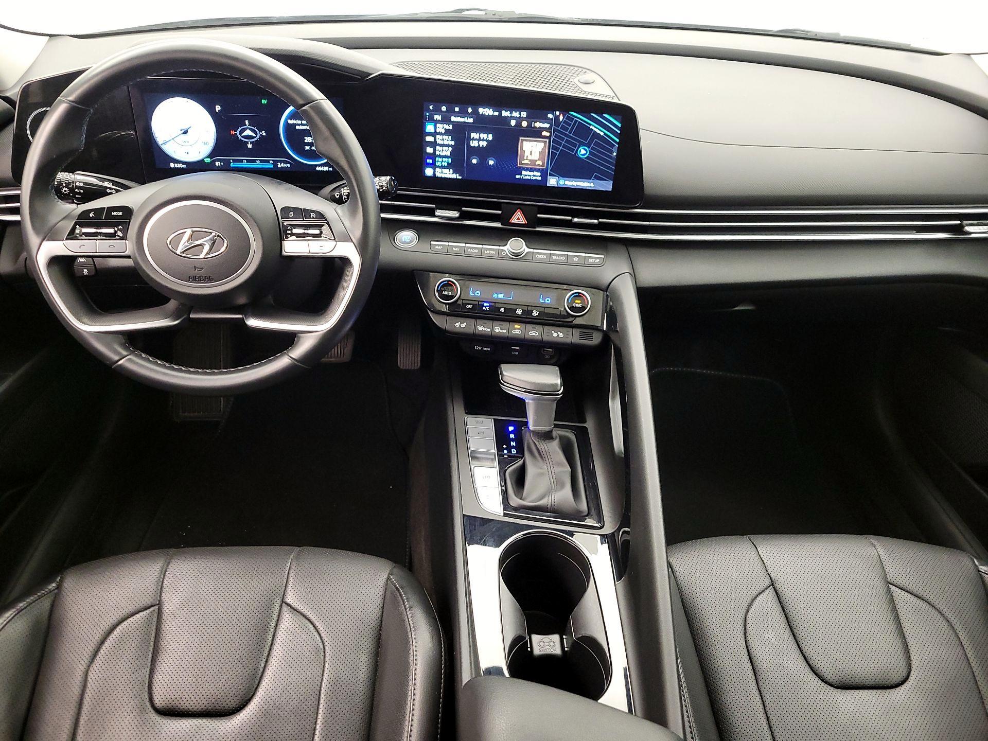 Thumbnail: 2023 Hyundai Elantra - 9