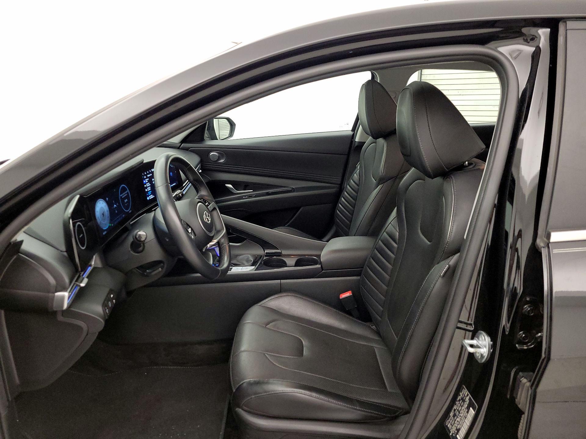 Thumbnail: 2023 Hyundai Elantra - 11