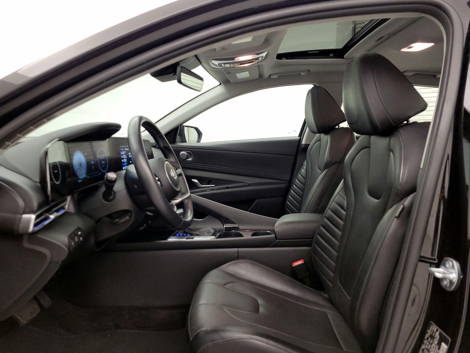 Thumbnail: 2023 Hyundai Elantra - 19