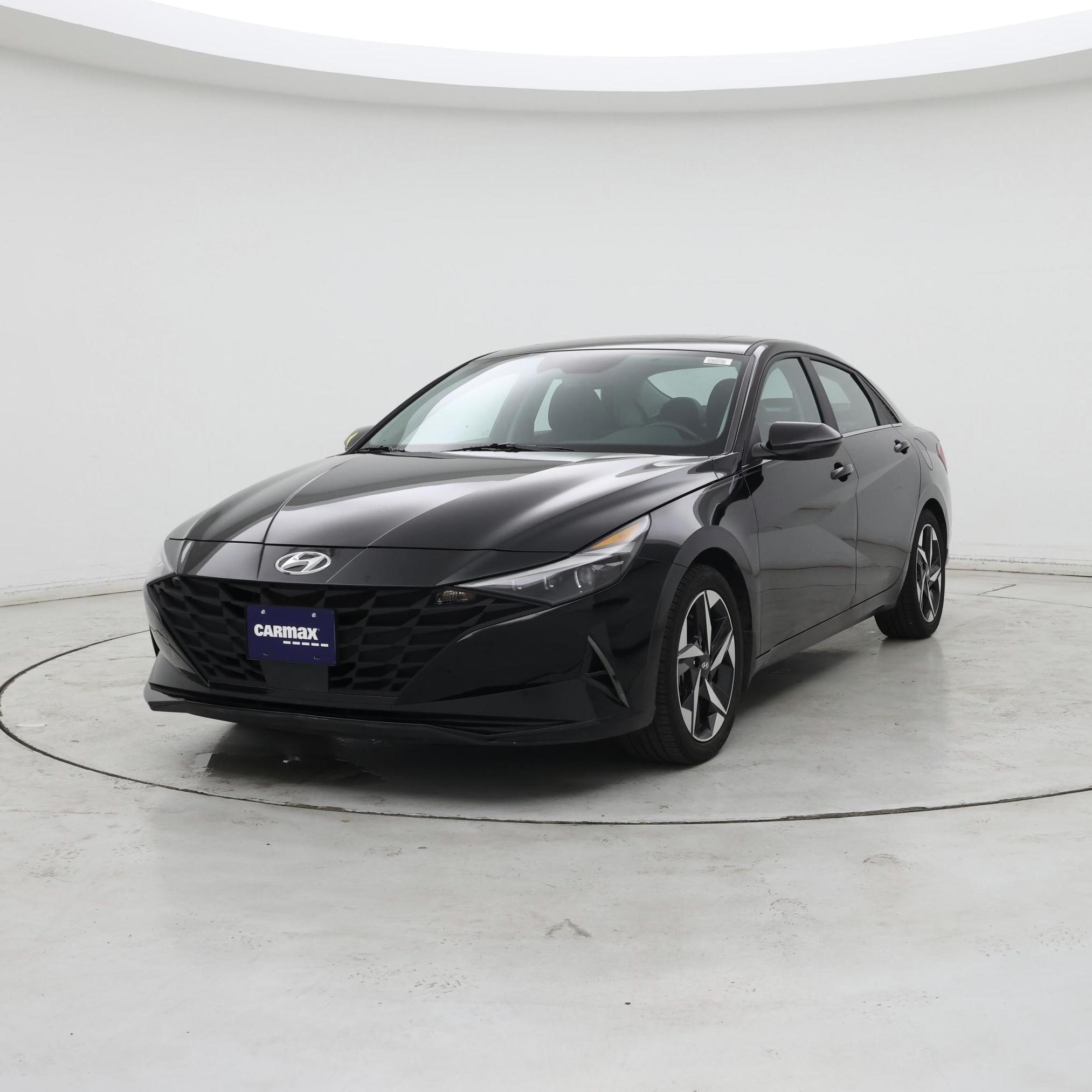 Thumbnail: 2023 Hyundai Elantra - 4