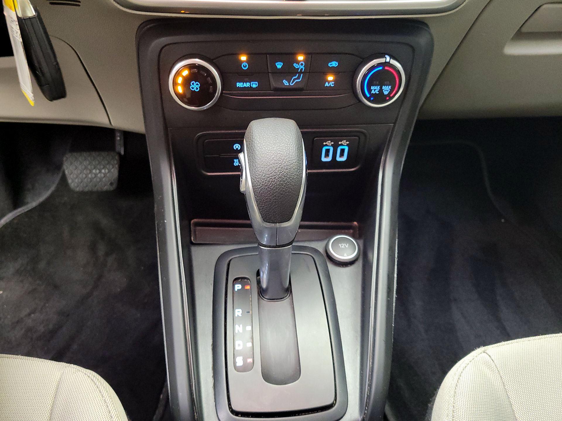 Thumbnail: 2021 Ford EcoSport - 17