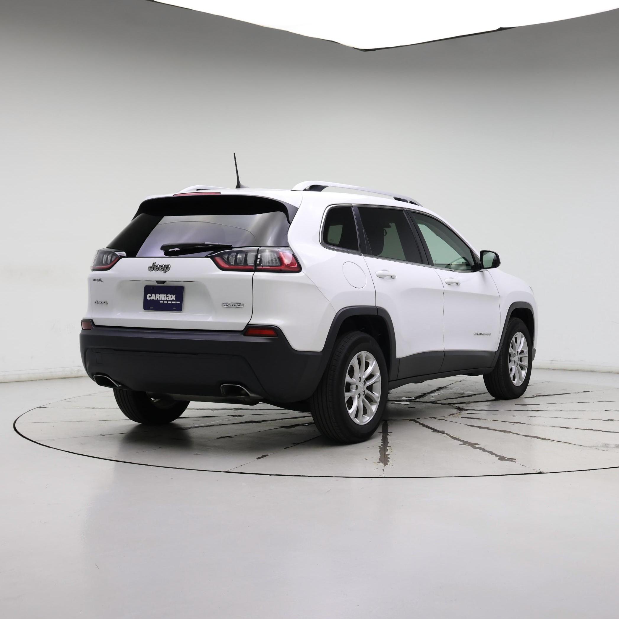 Thumbnail: 2019 Jeep Cherokee - 8