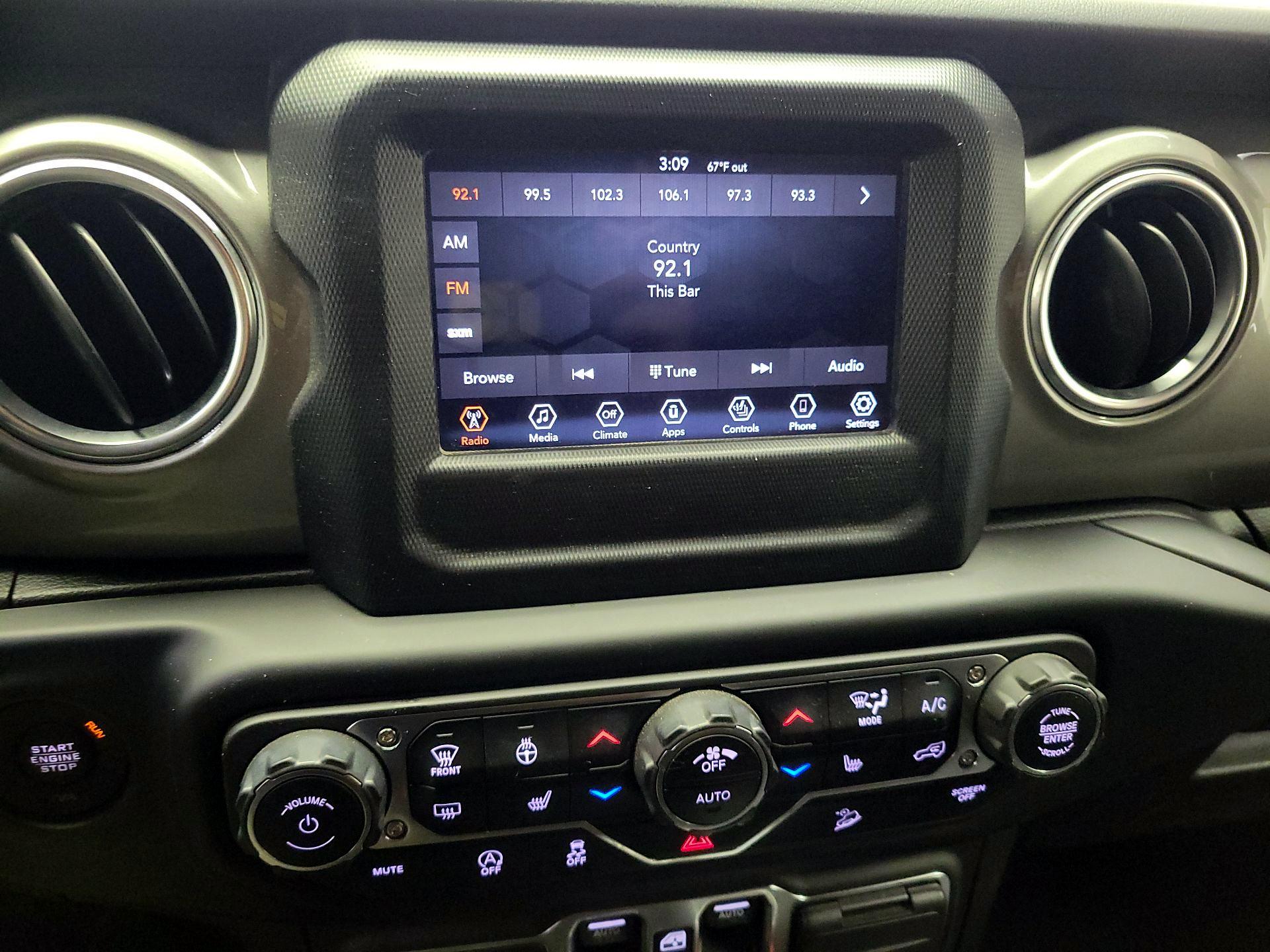 Thumbnail: 2019 Jeep Wrangler - 15