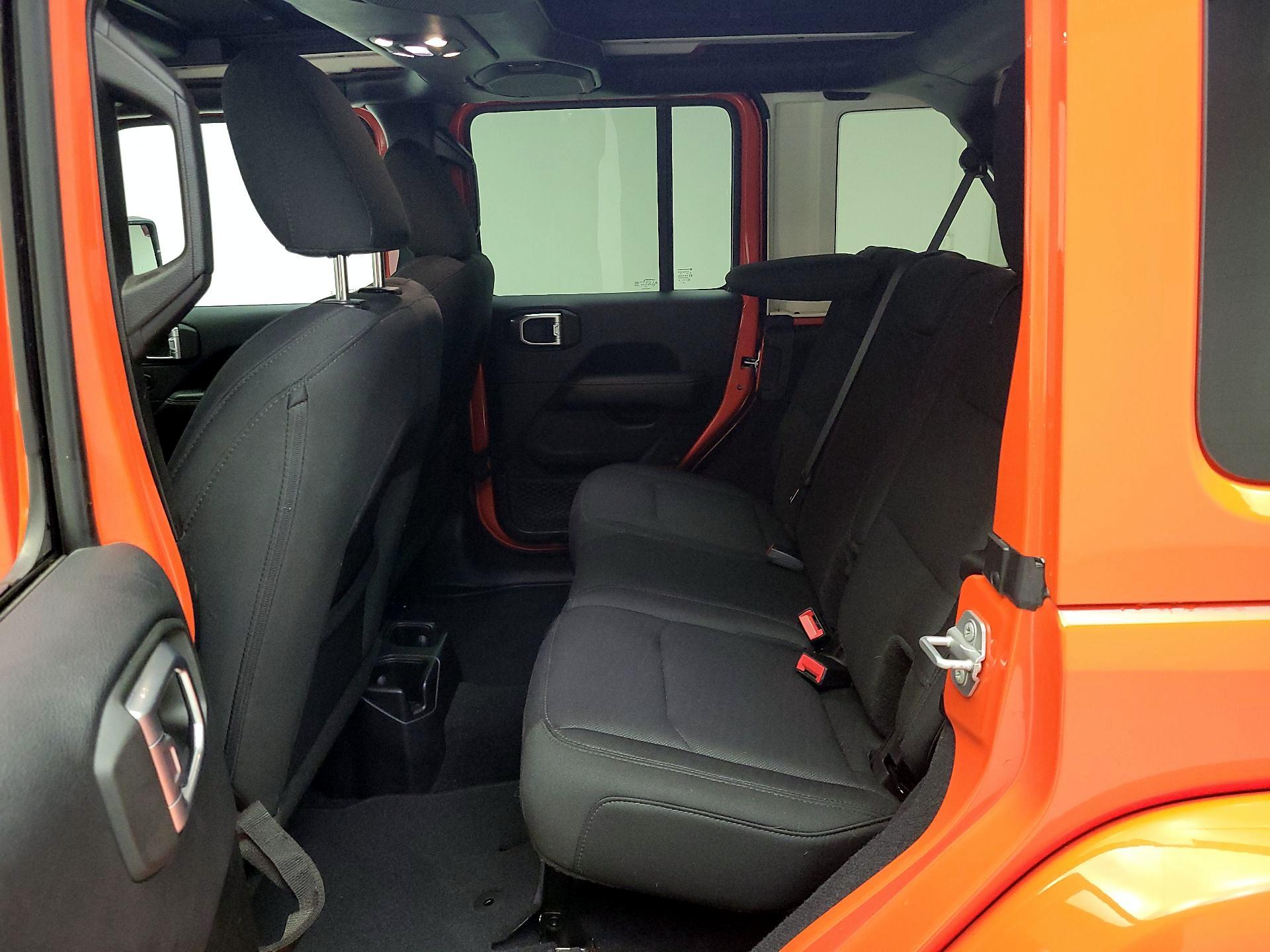 Thumbnail: 2019 Jeep Wrangler - 19