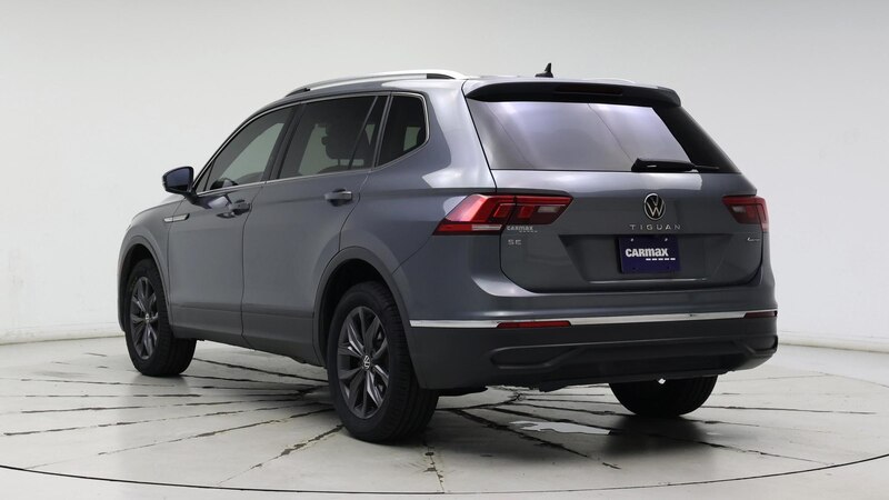 2022 Volkswagen Tiguan SE 2