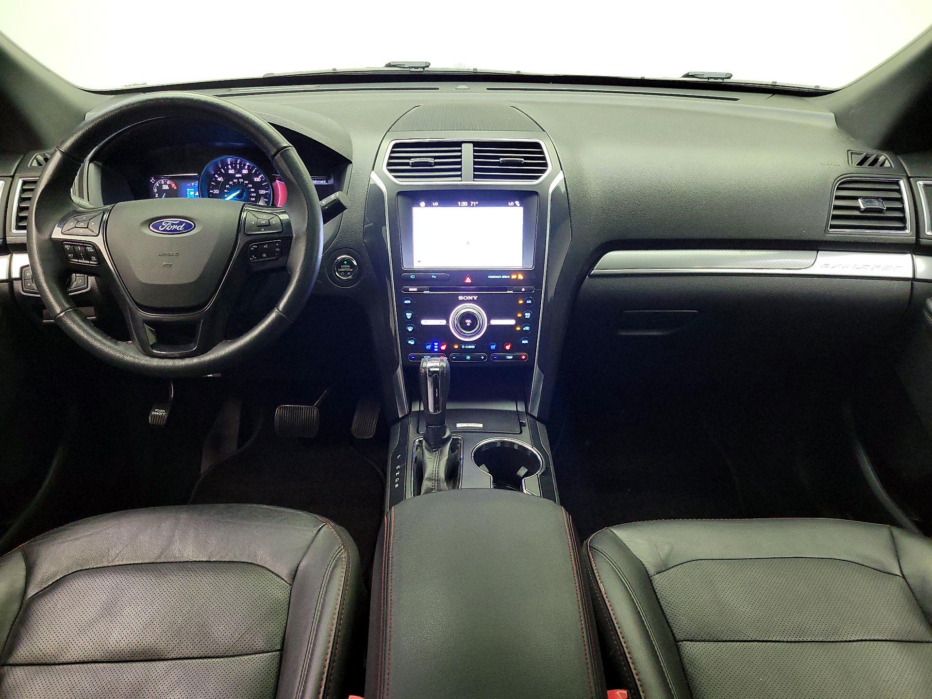 Thumbnail: 2017 Ford Explorer - 9