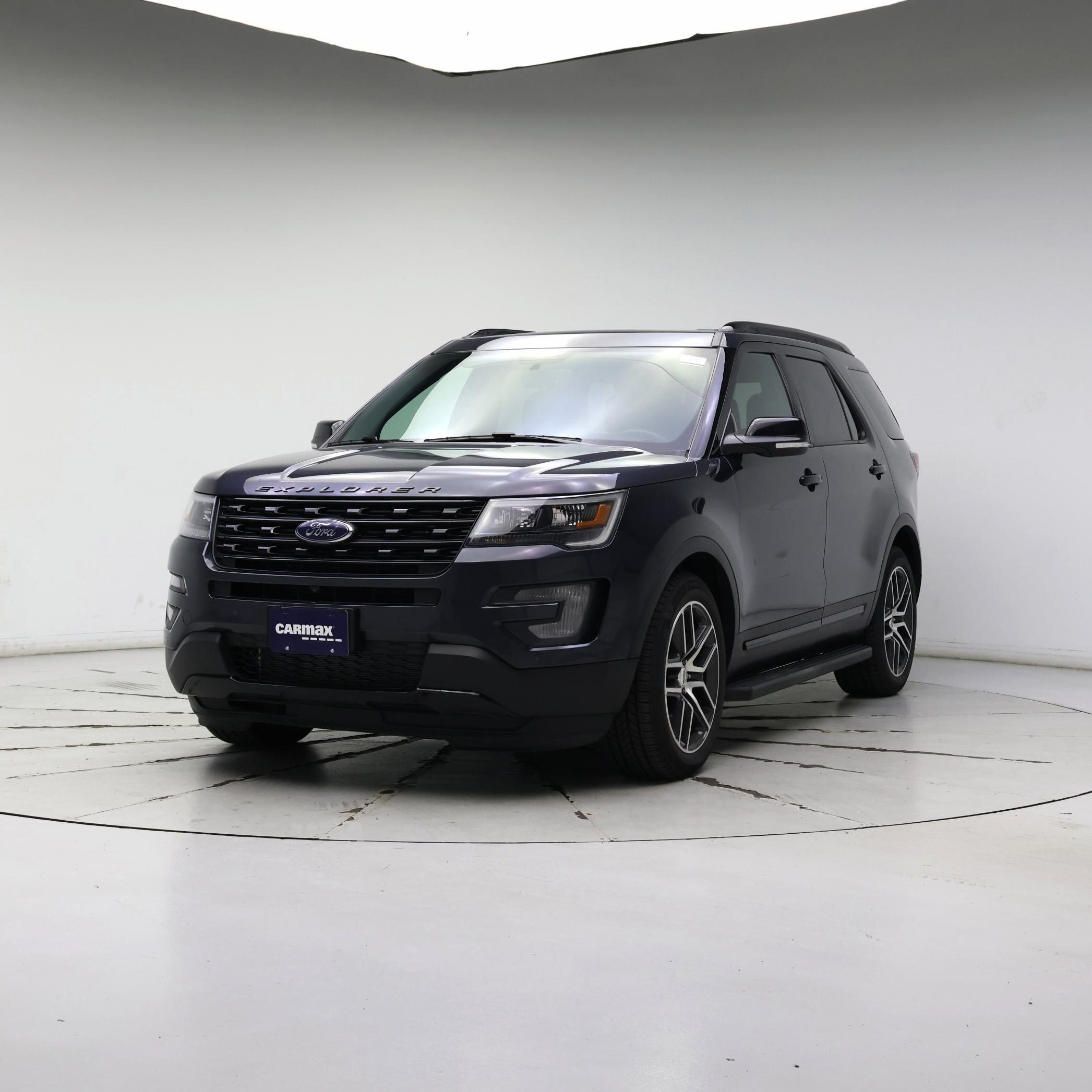 Thumbnail: 2017 Ford Explorer - 4