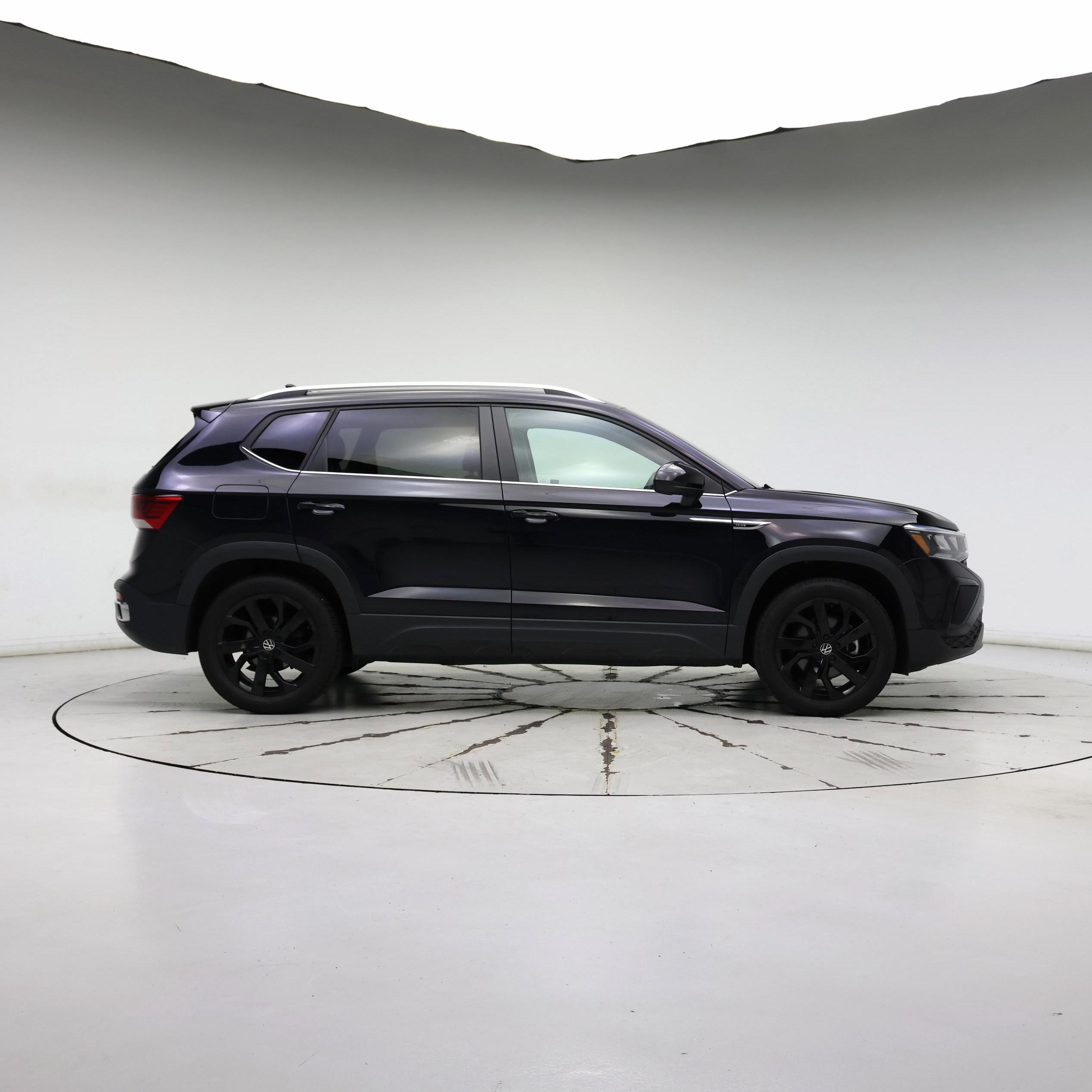 Thumbnail: 2022 Volkswagen Taos - 7