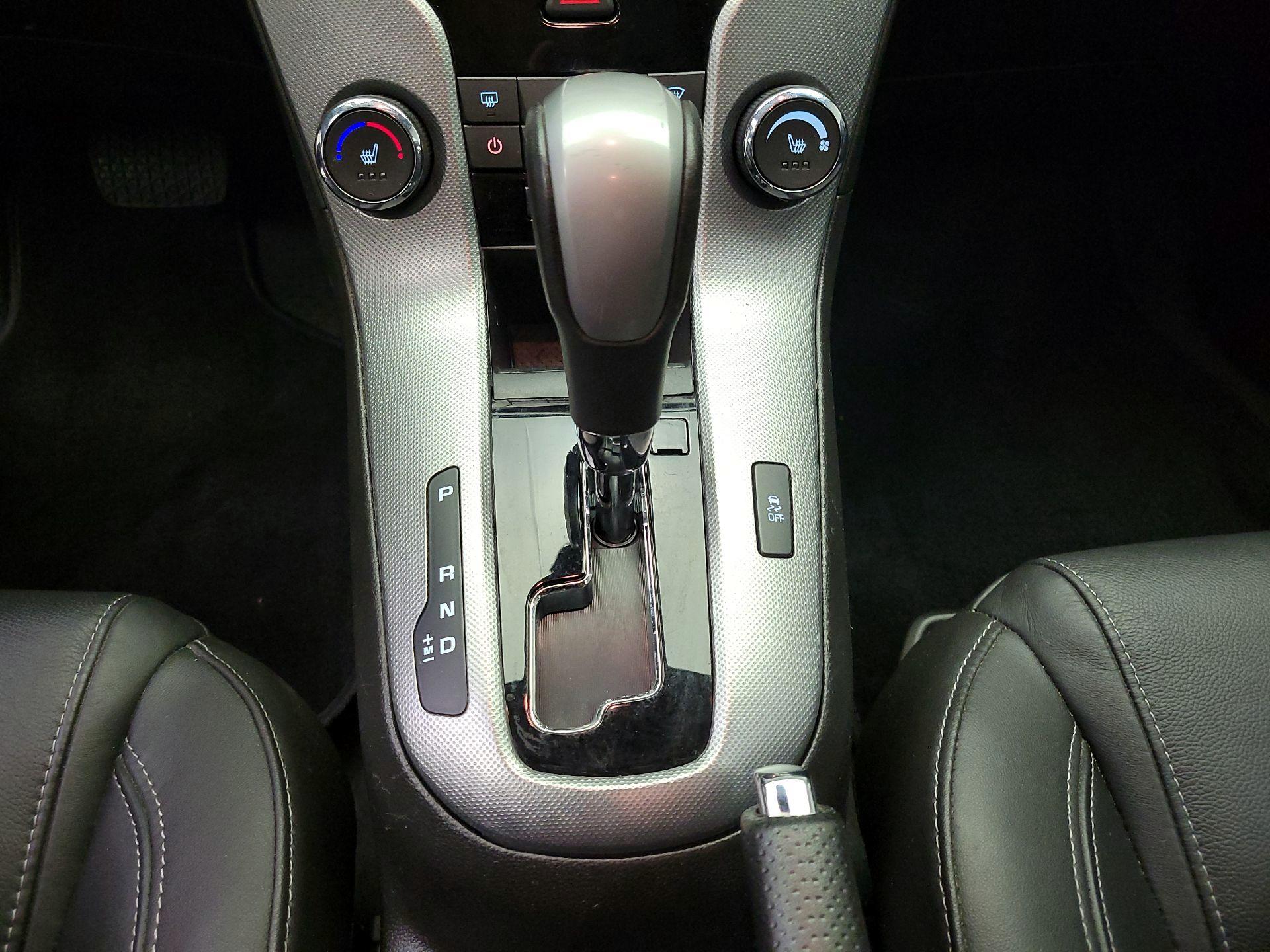 Thumbnail: 2016 Chevrolet Cruze - 18