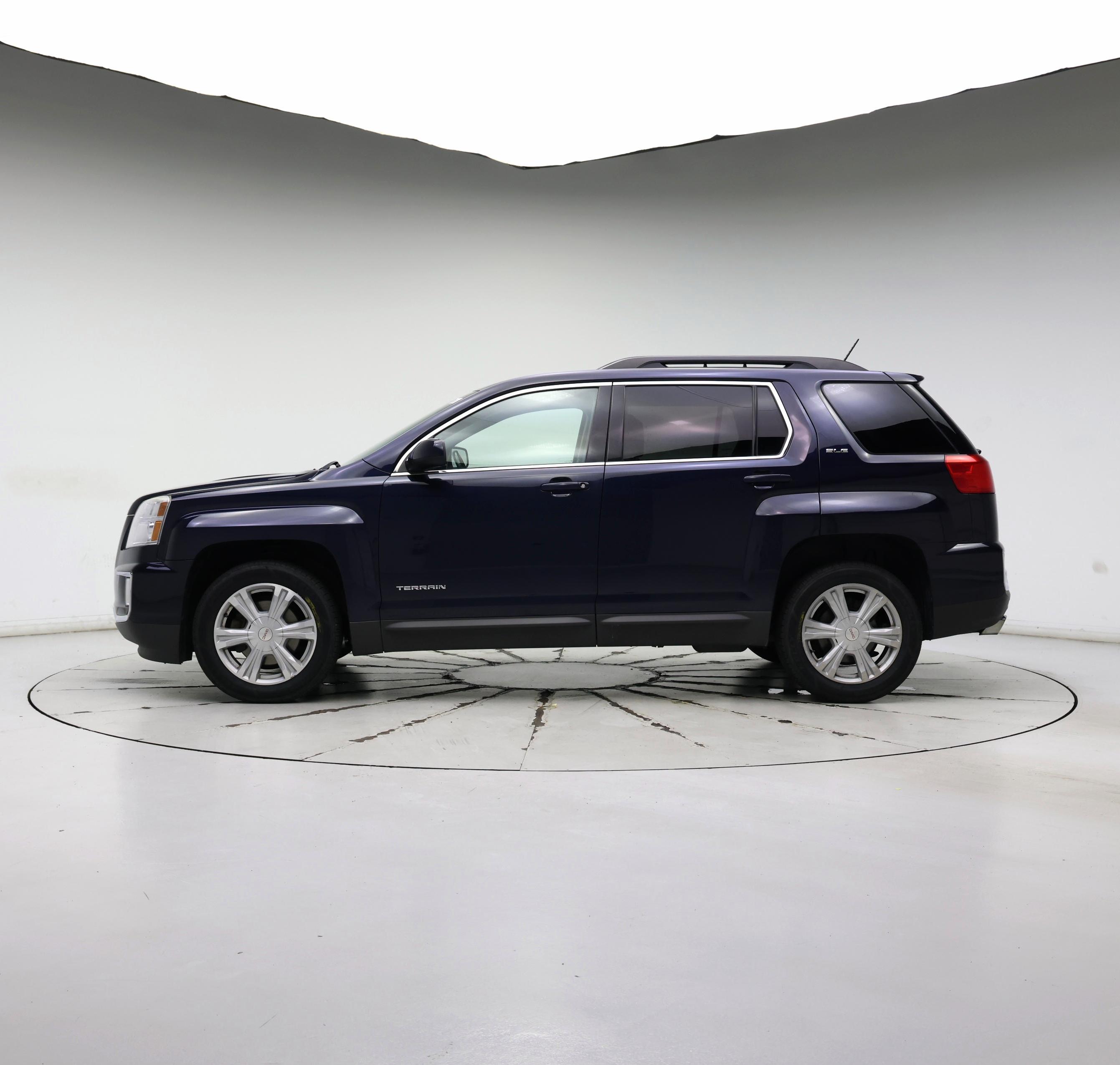 Thumbnail: 2017 GMC Terrain - 3