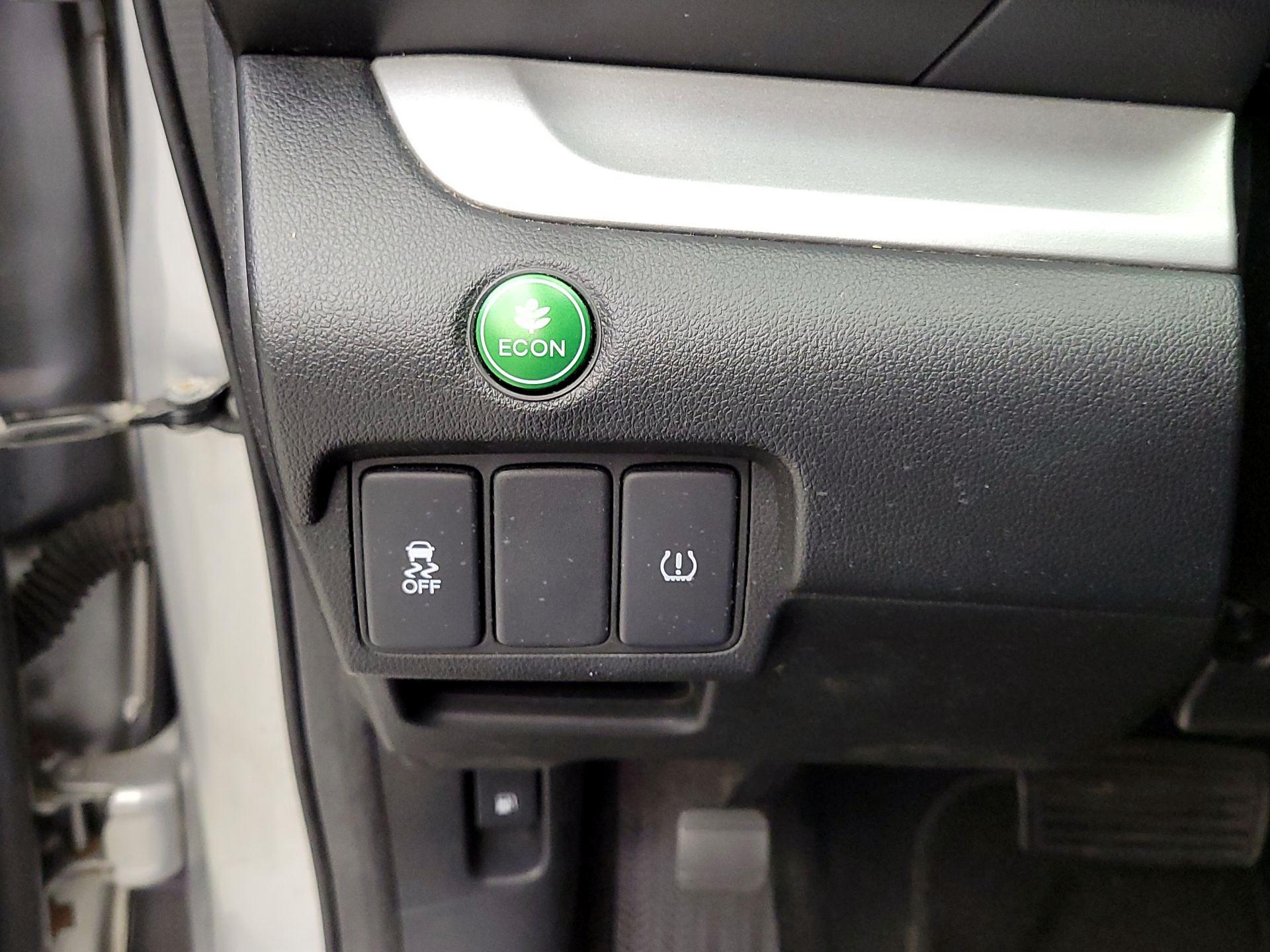 Thumbnail: 2014 Honda CR-V - 13