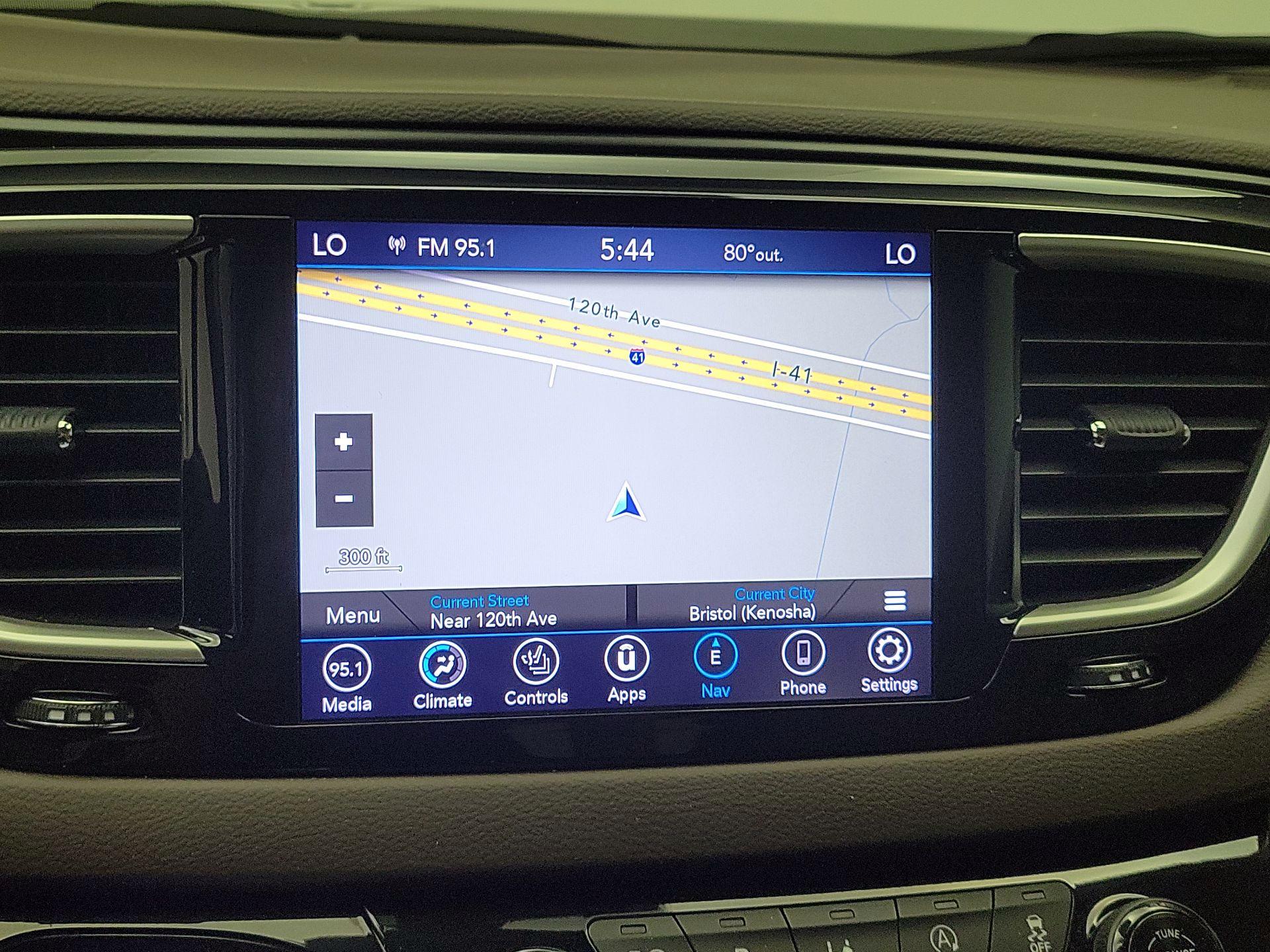 Thumbnail: 2020 Chrysler Pacifica - 14