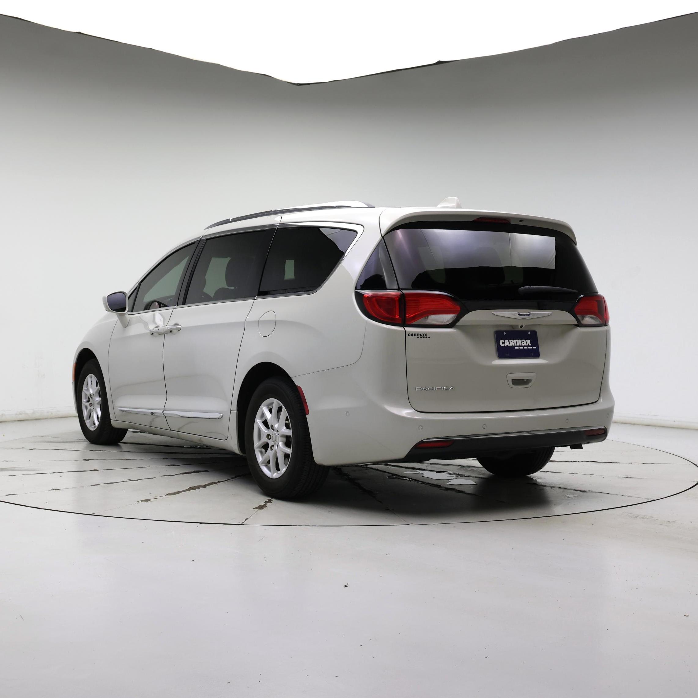 Thumbnail: 2020 Chrysler Pacifica - 2