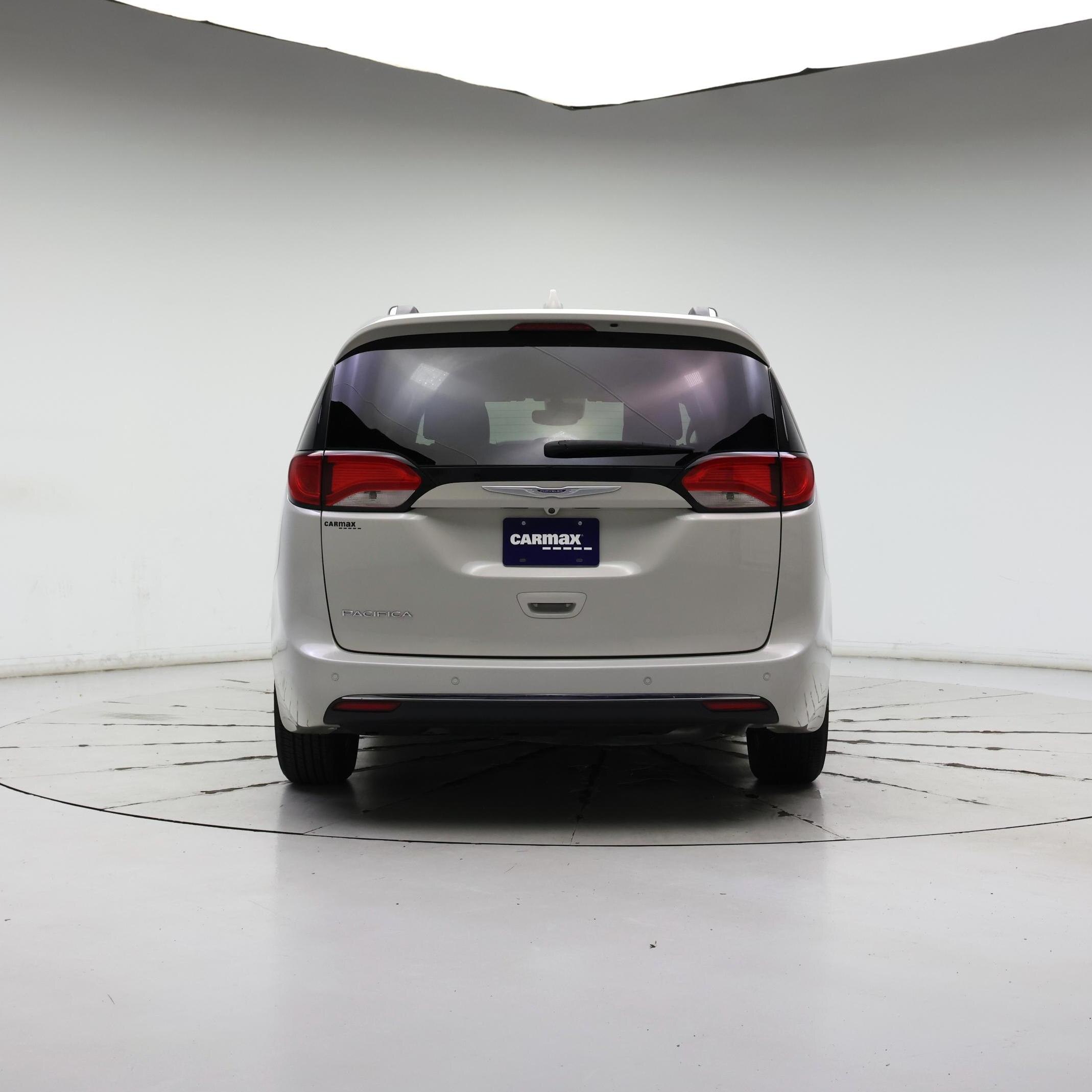 Thumbnail: 2020 Chrysler Pacifica - 6