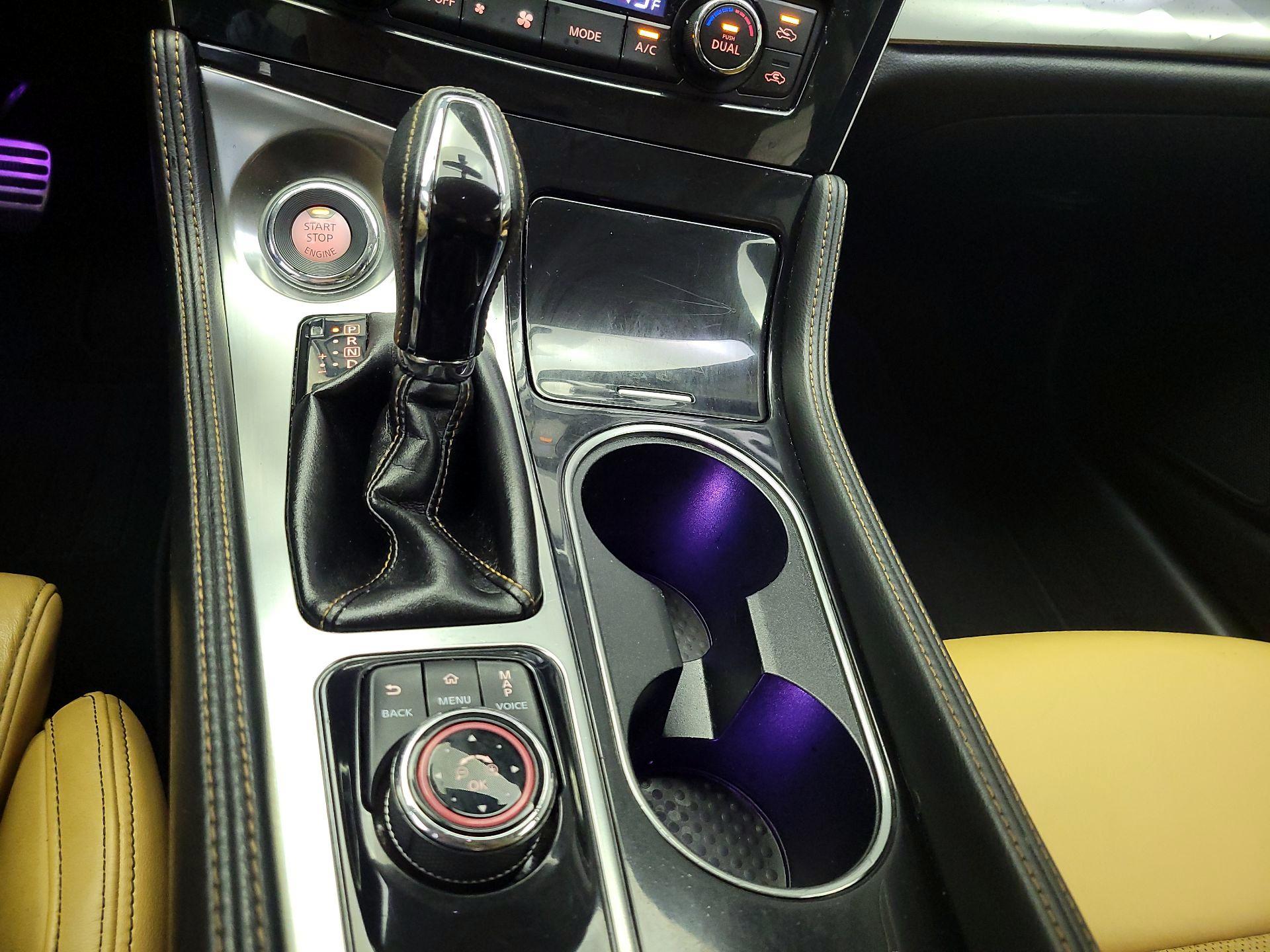 Thumbnail: 2016 Nissan Maxima - 18