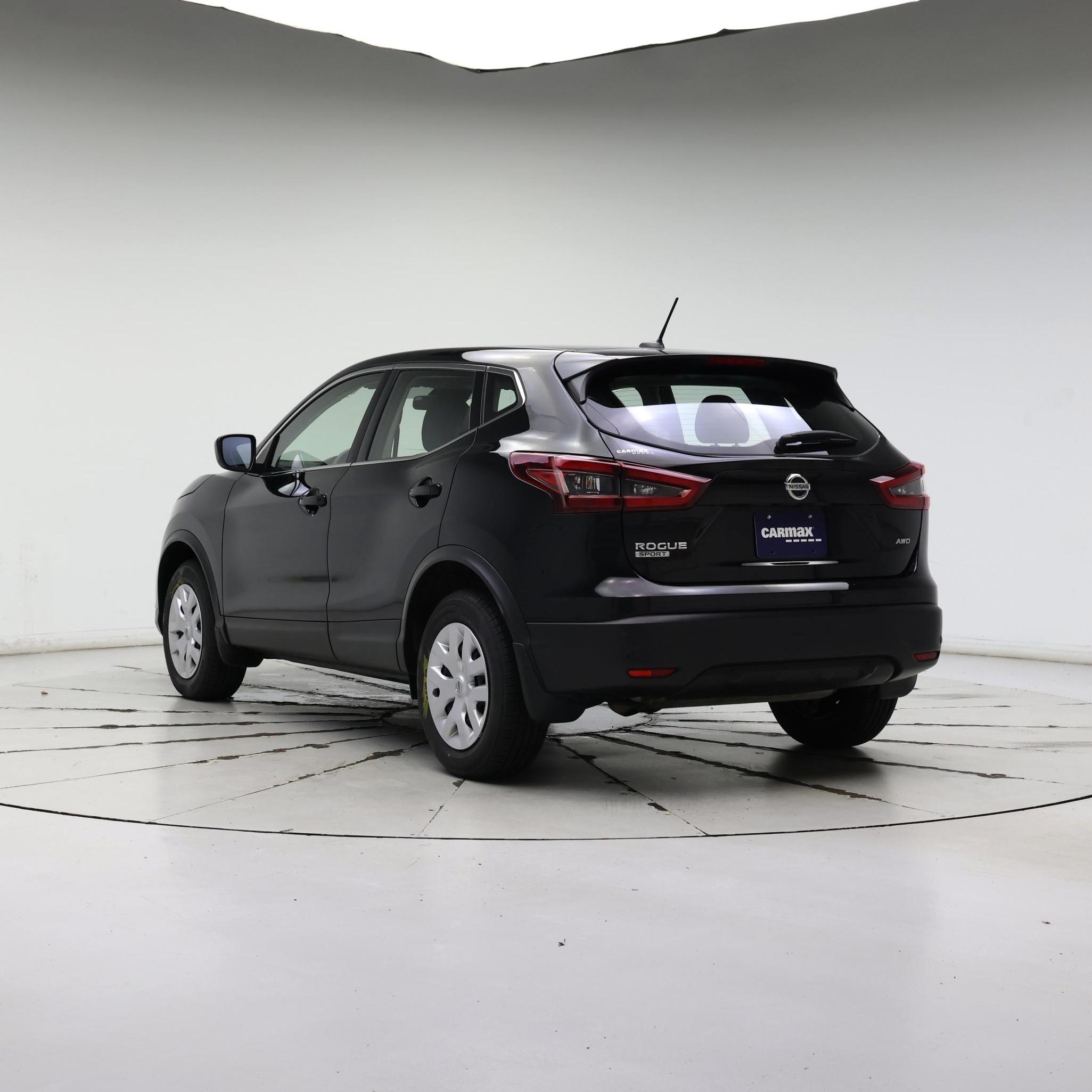 Thumbnail: 2020 Nissan Rogue Sport - 2