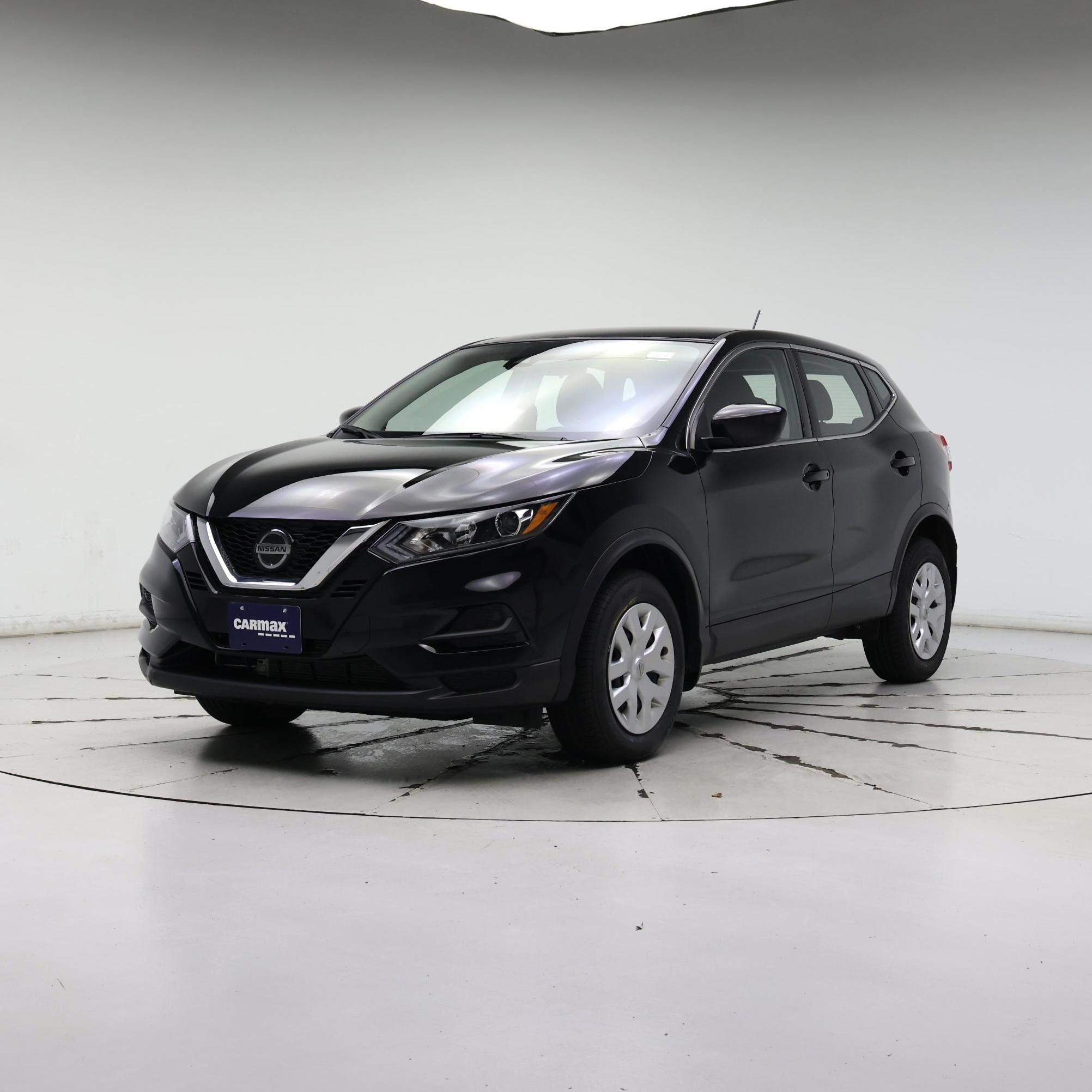 Thumbnail: 2020 Nissan Rogue Sport - 4