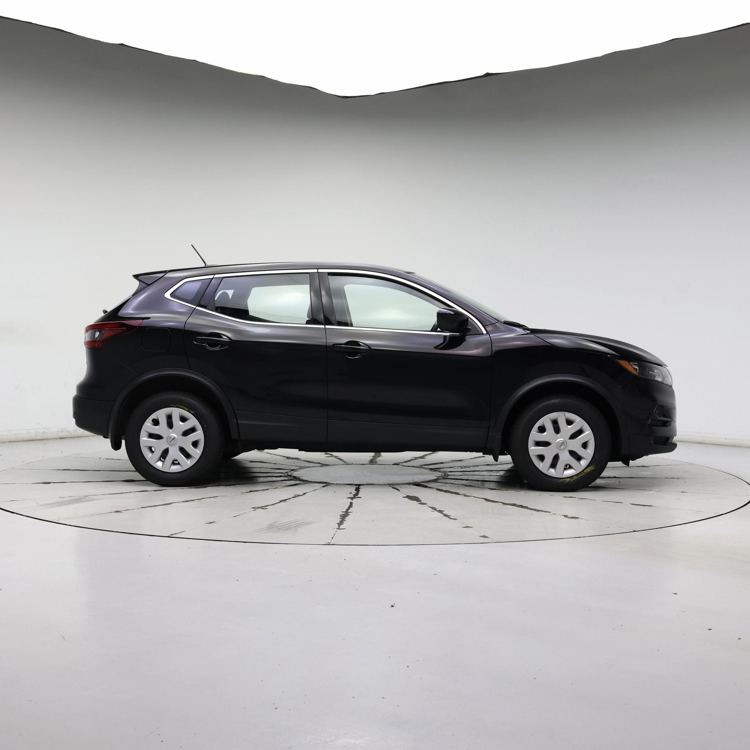 Thumbnail: 2020 Nissan Rogue Sport - 7