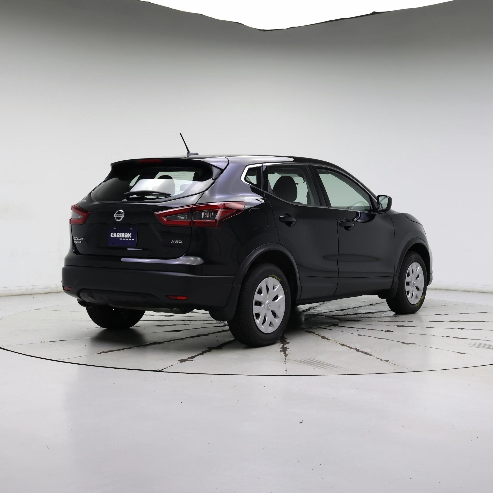 Thumbnail: 2020 Nissan Rogue Sport - 8