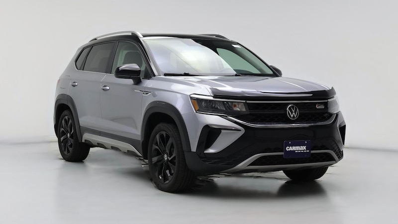 2023 Volkswagen Taos SE Hero Image