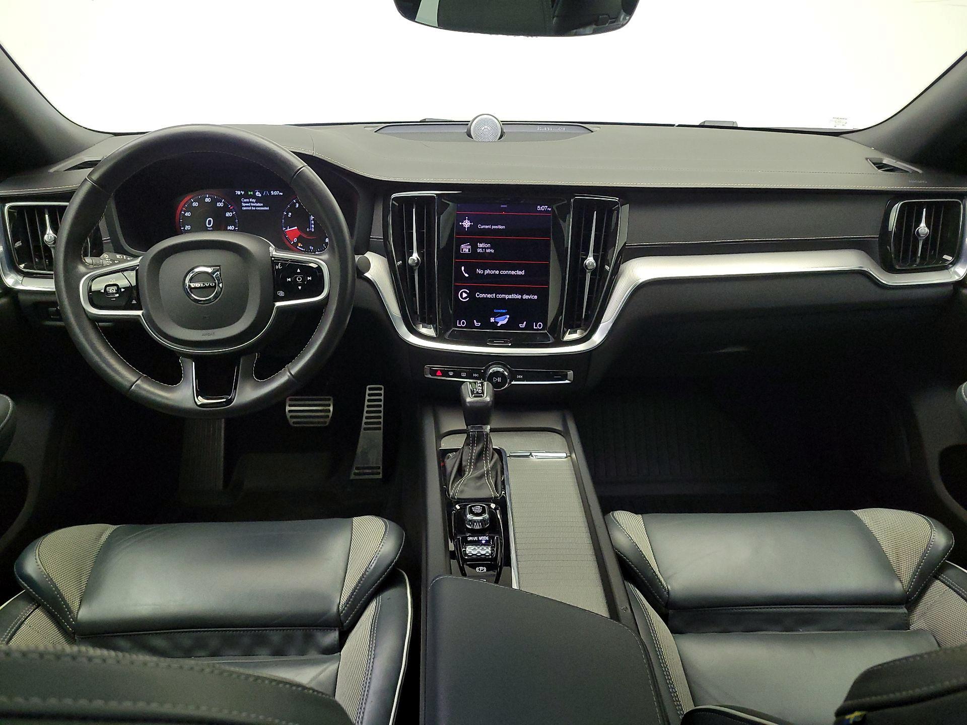 Thumbnail: 2021 Volvo S60 - 9