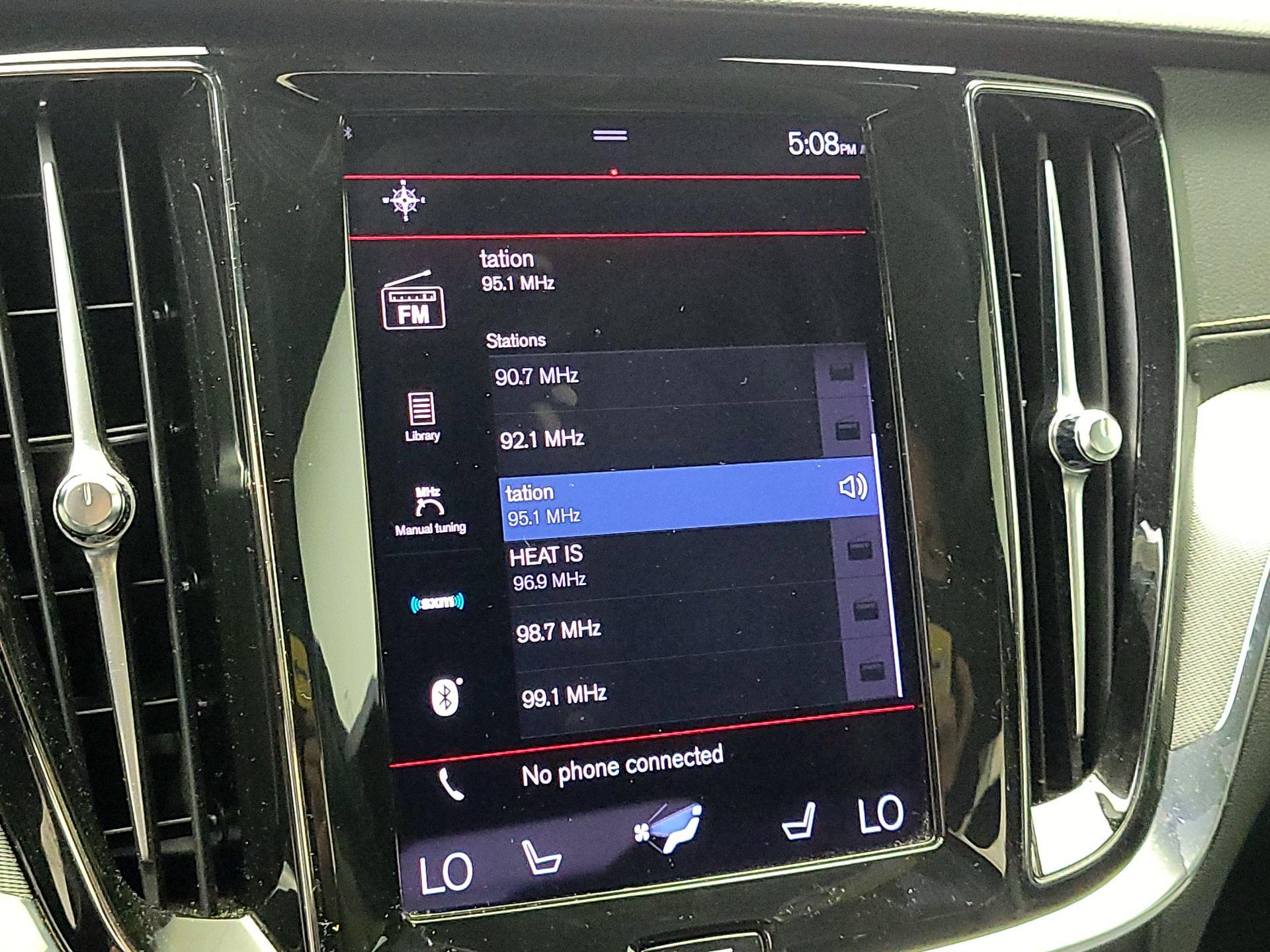 Thumbnail: 2021 Volvo S60 - 16