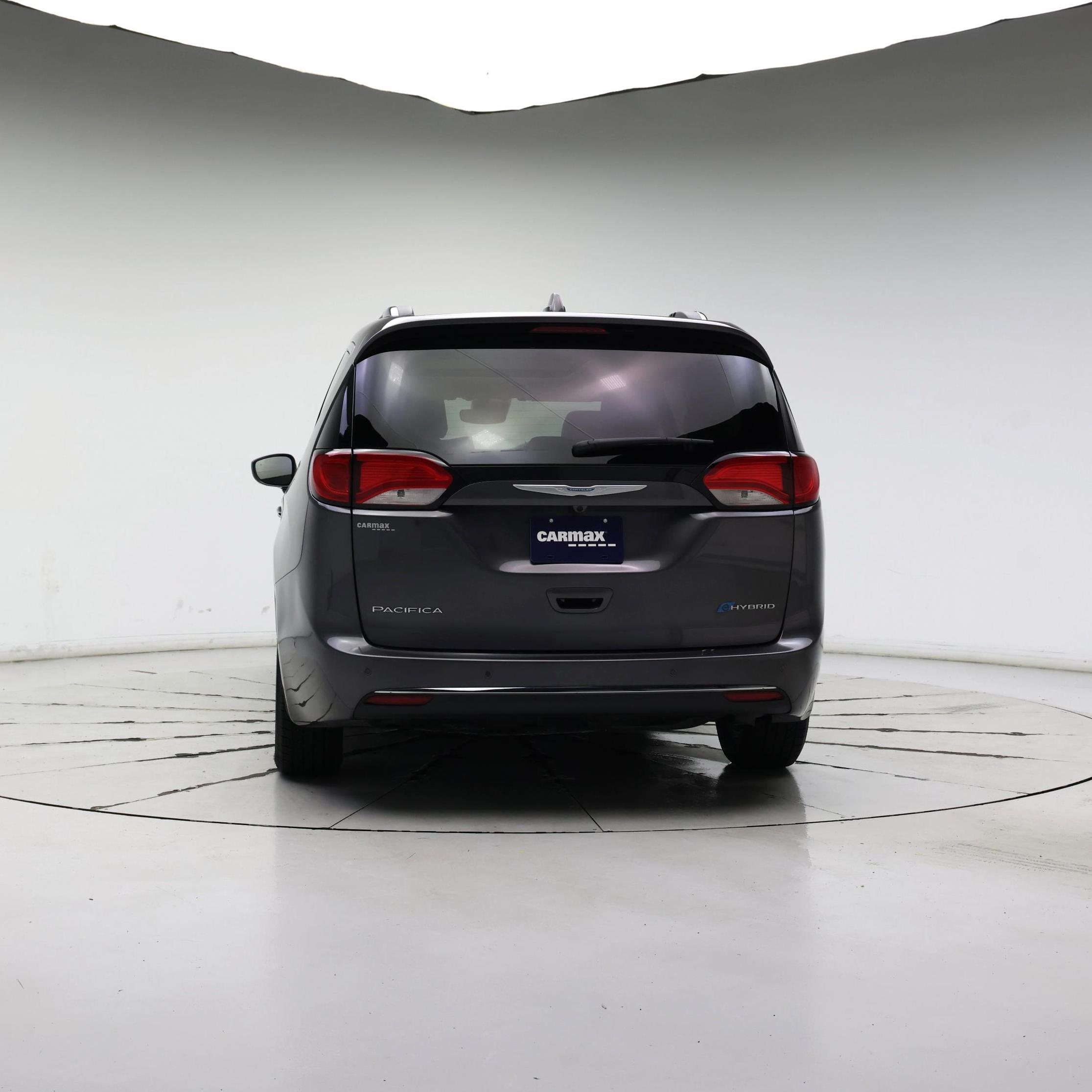 Thumbnail: 2018 Chrysler Pacifica - 6