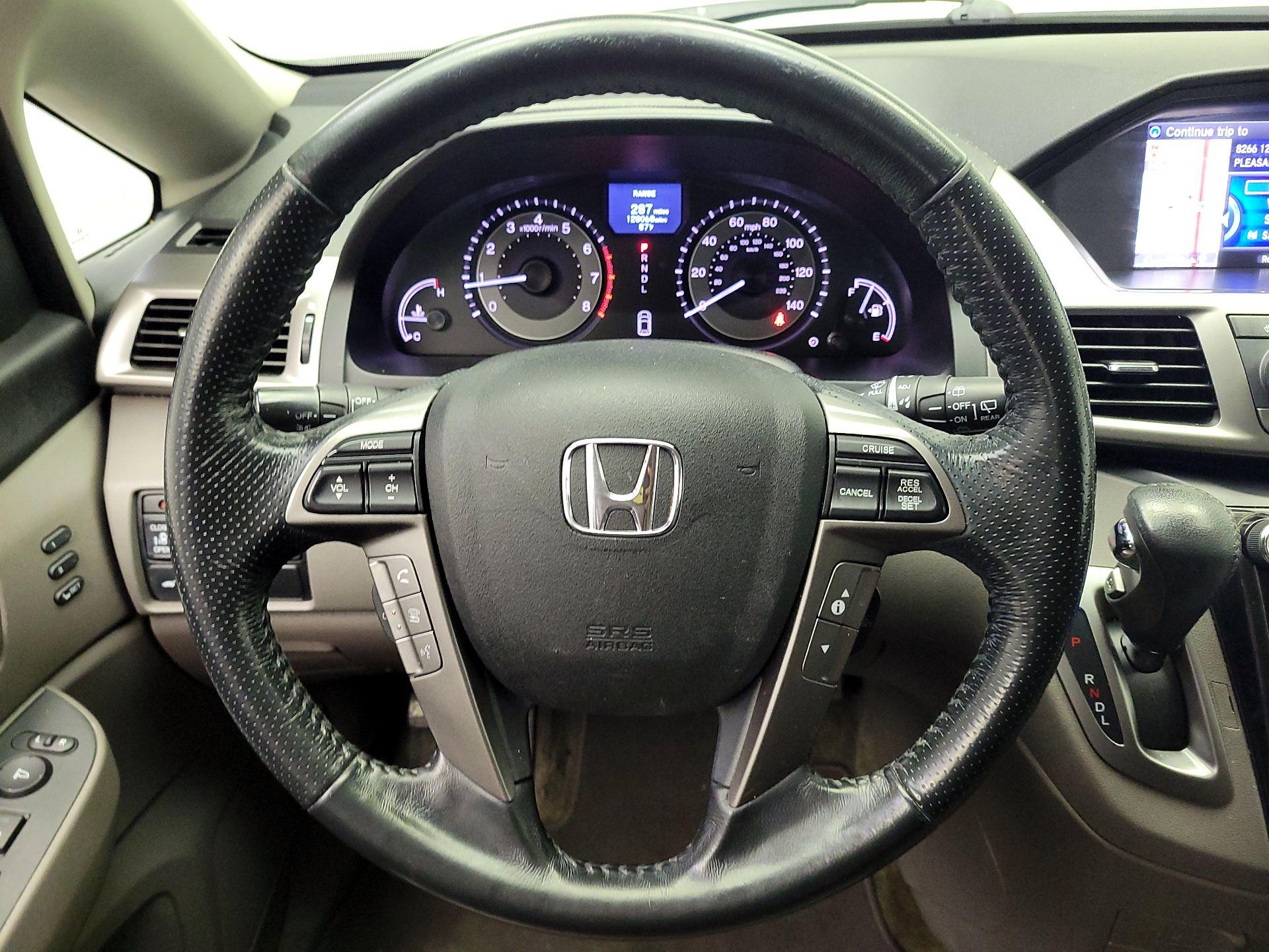 Thumbnail: 2015 Honda Odyssey - 10