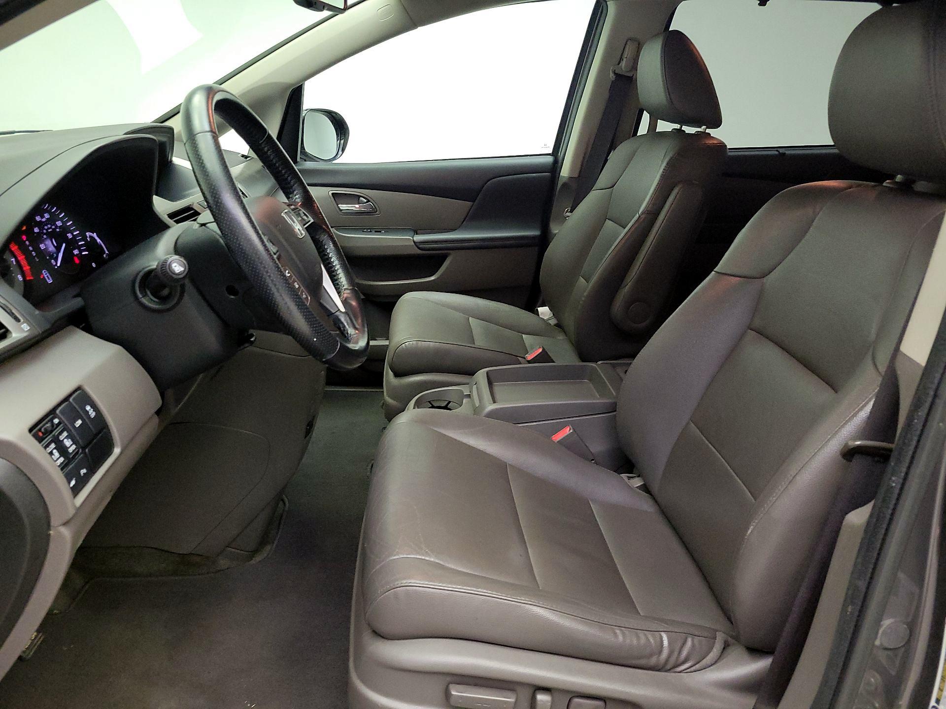Thumbnail: 2015 Honda Odyssey - 11