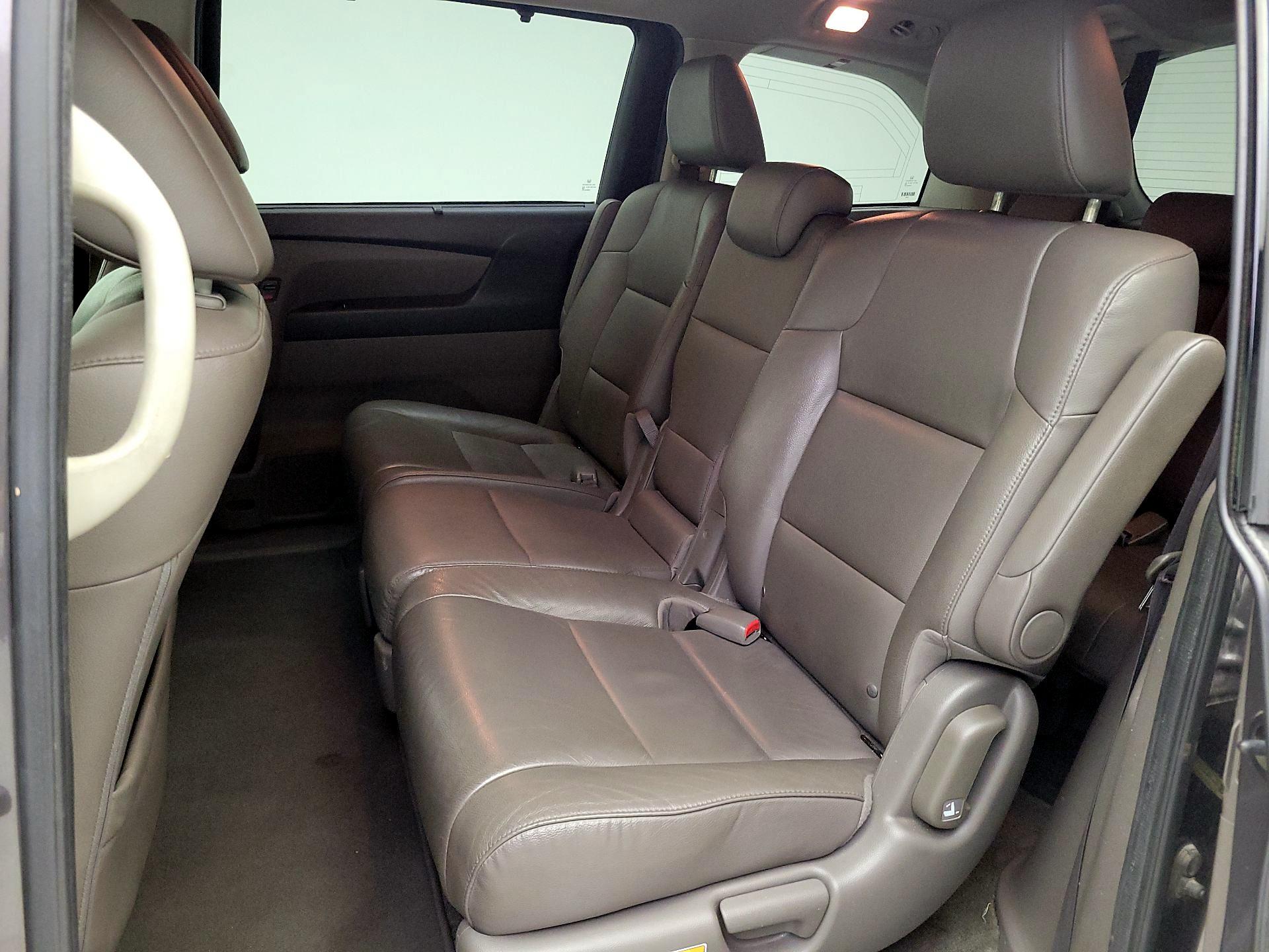 Thumbnail: 2015 Honda Odyssey - 20