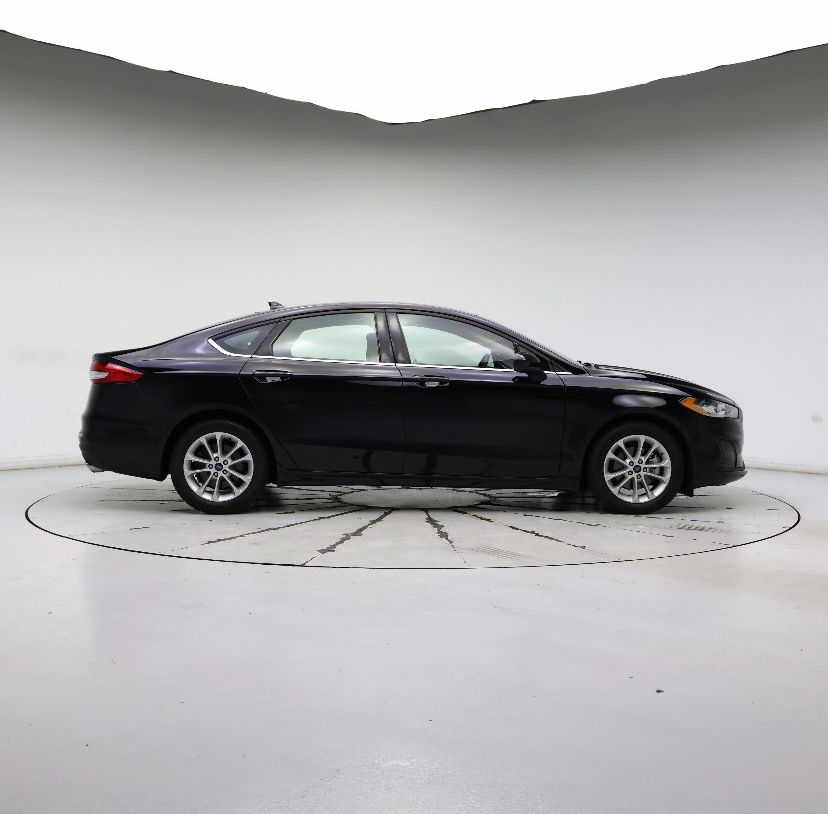 Thumbnail: 2020 Ford Fusion - 7
