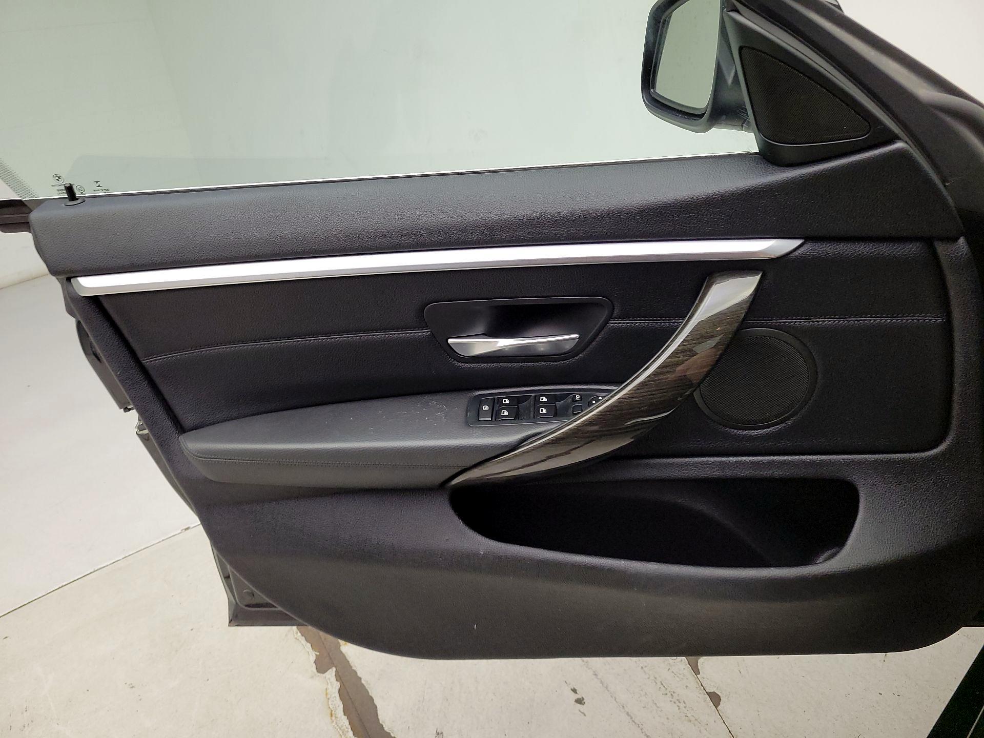 Thumbnail: 2016 BMW 4 Series - 12