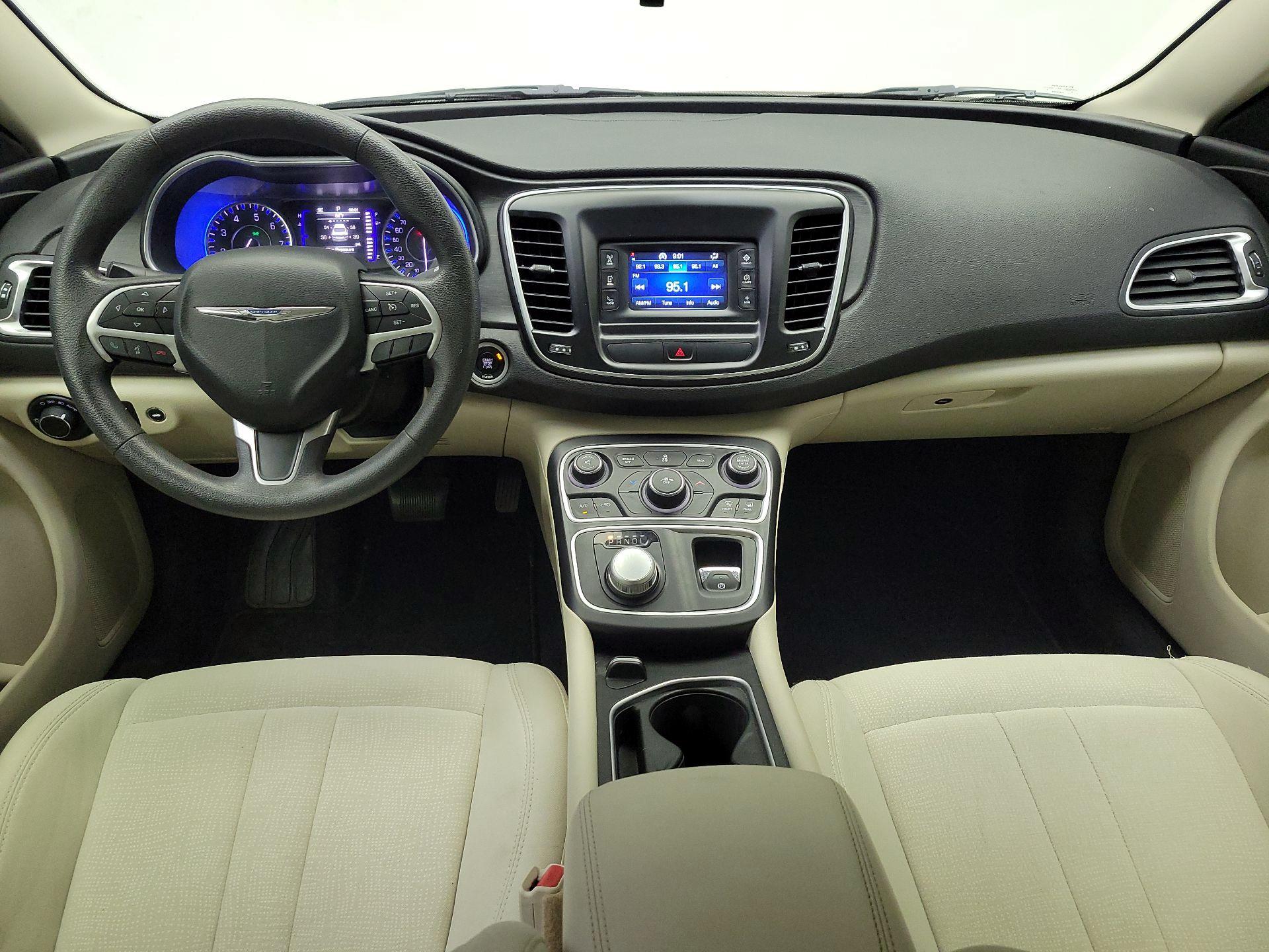 Thumbnail: 2015 Chrysler 200 - 9