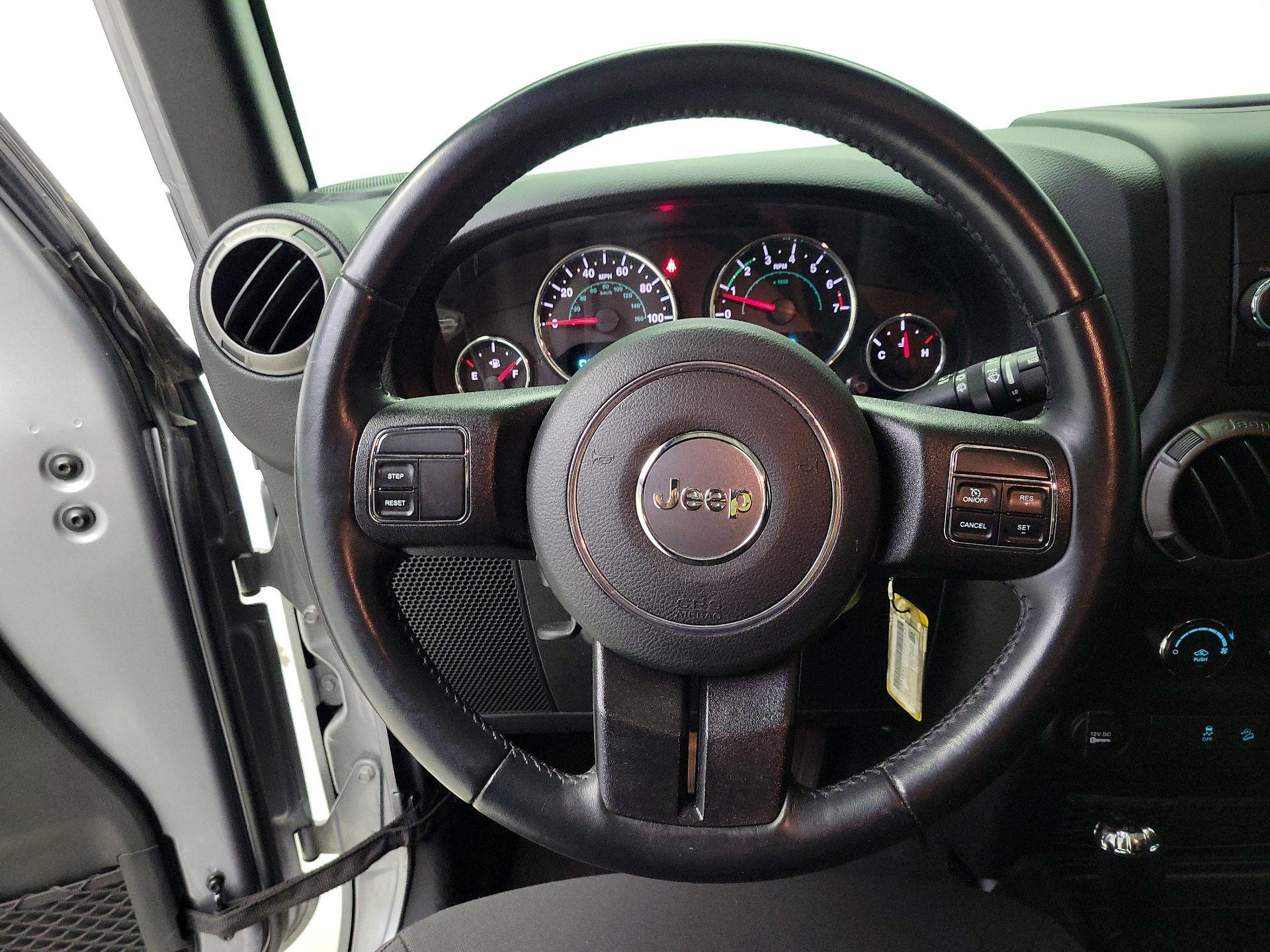 Thumbnail: 2018 Jeep Wrangler - 10
