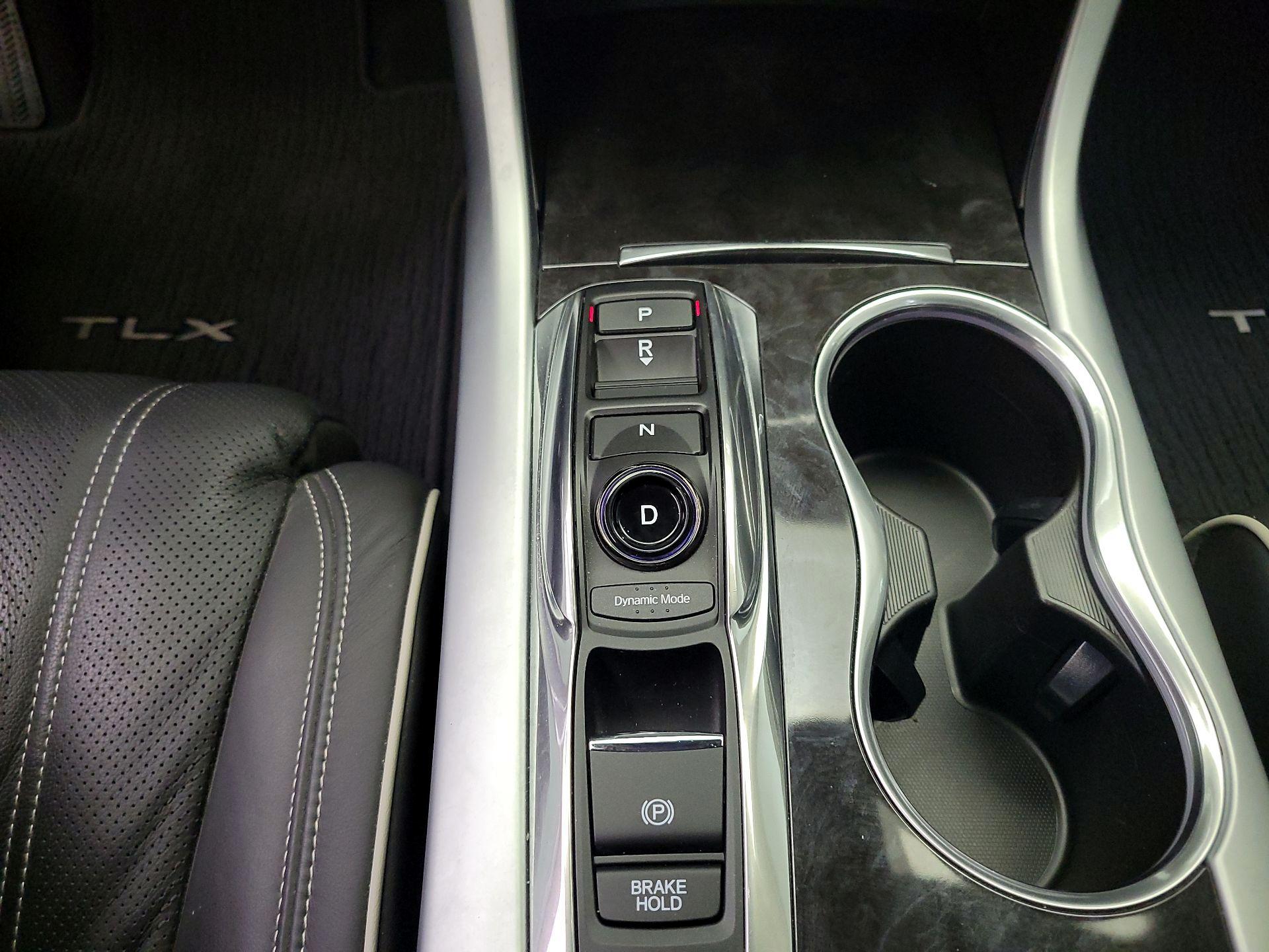 Thumbnail: 2019 Acura TLX - 18