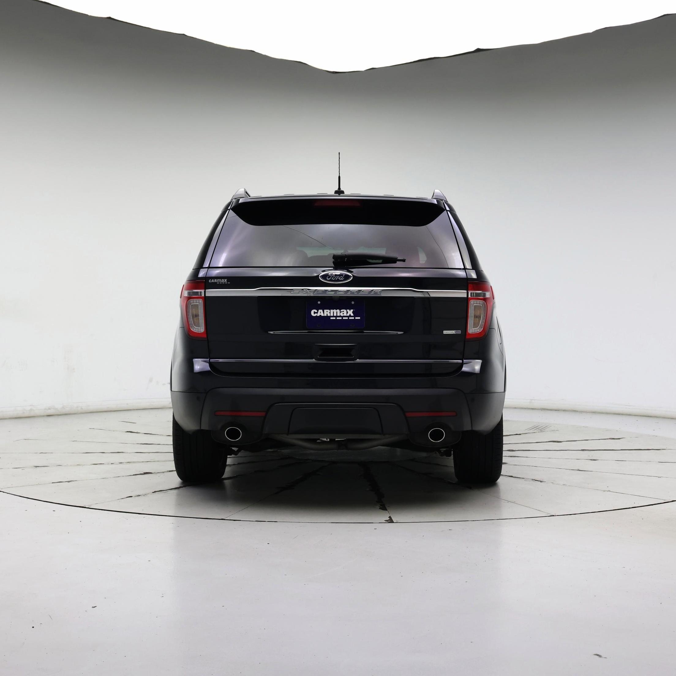 Thumbnail: 2015 Ford Explorer - 6
