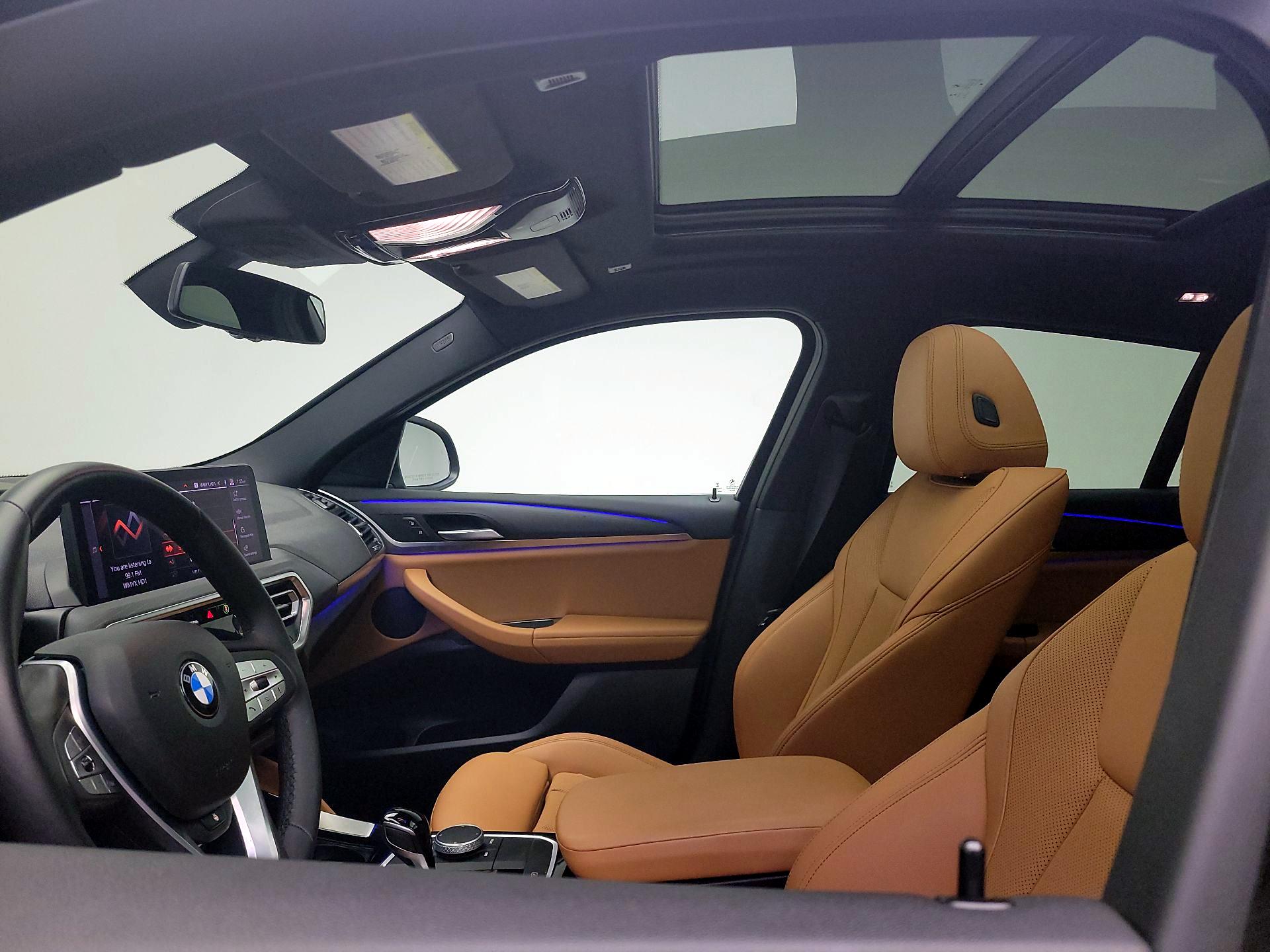 Thumbnail: 2022 BMW X4 - 20