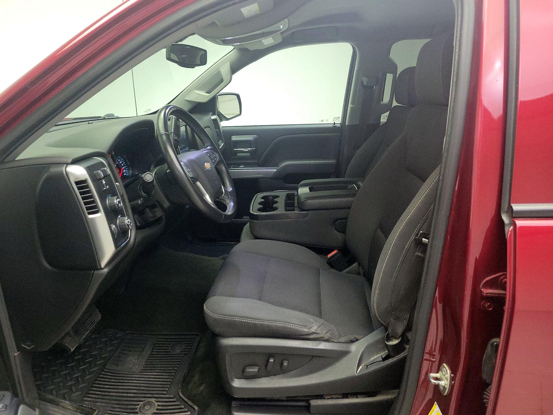 Thumbnail: 2018 Chevrolet Silverado 1500 - 11