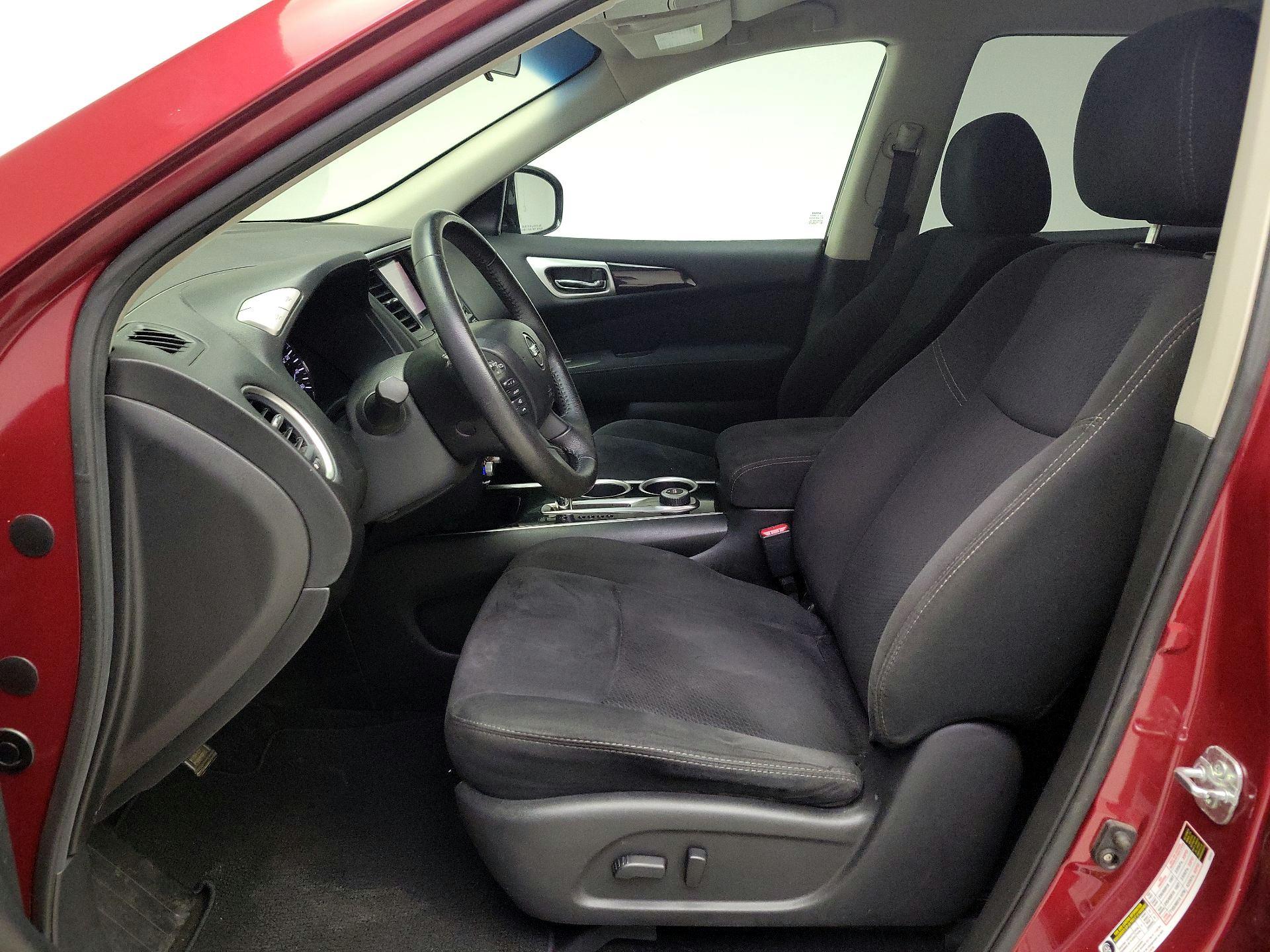 Thumbnail: 2014 Nissan Pathfinder - 11