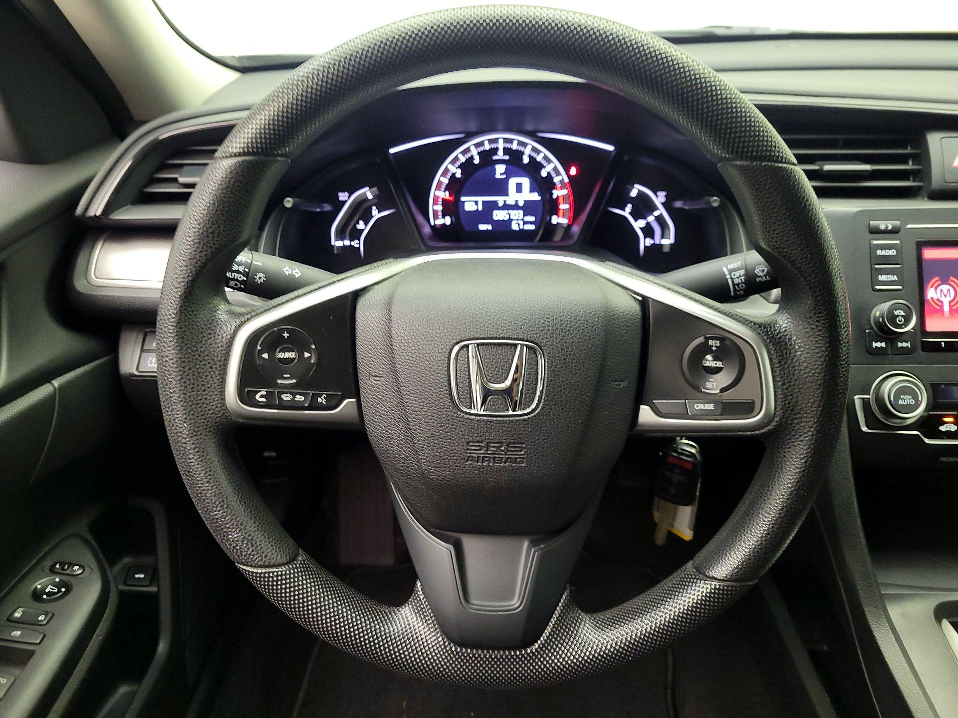 Thumbnail: 2016 Honda Civic - 10